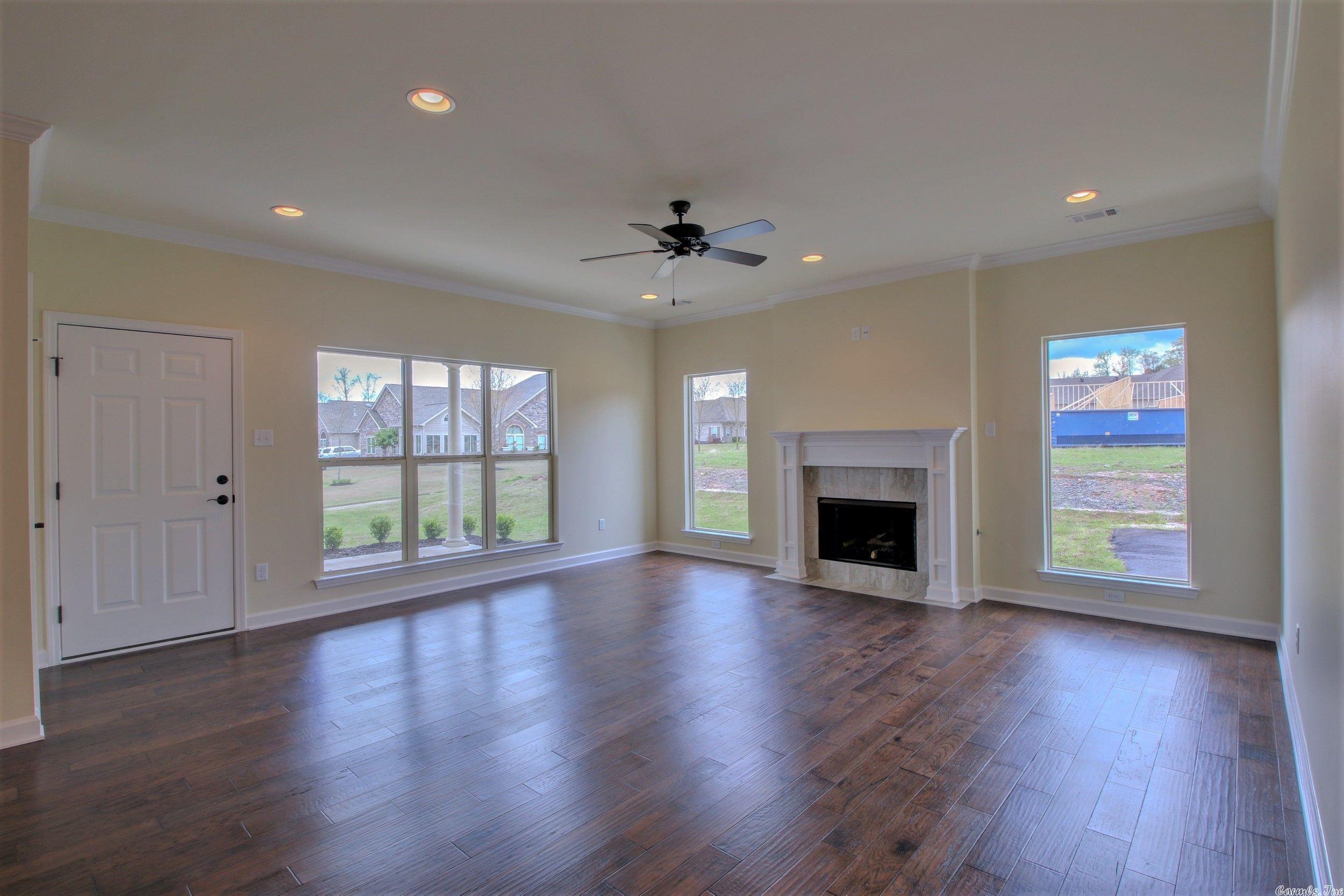 MOUNTAIN TERRACE ESTATES TOWNHOM - Residential
