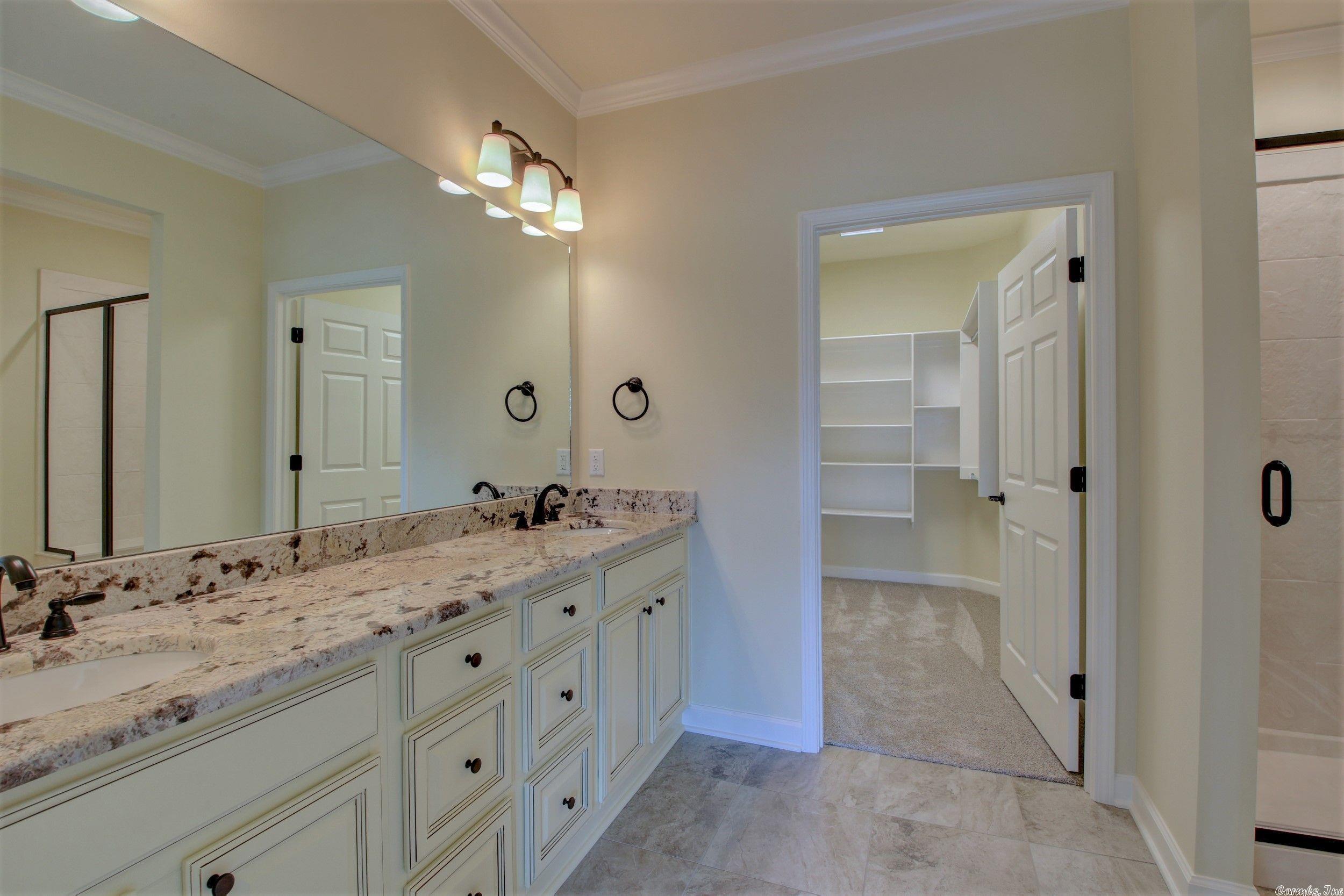 MOUNTAIN TERRACE ESTATES TOWNHOM - Residential