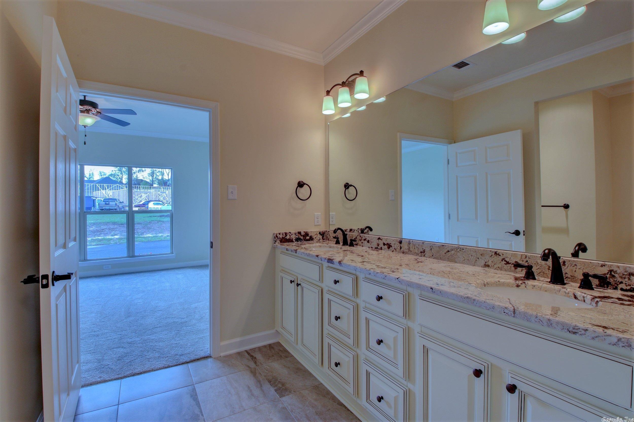 MOUNTAIN TERRACE ESTATES TOWNHOM - Residential