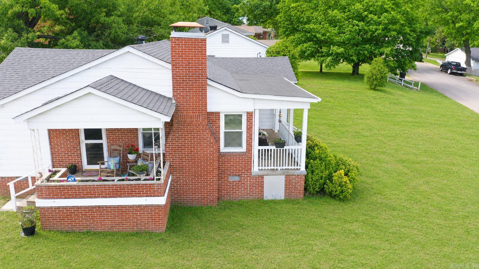 OAK HILL - Residential