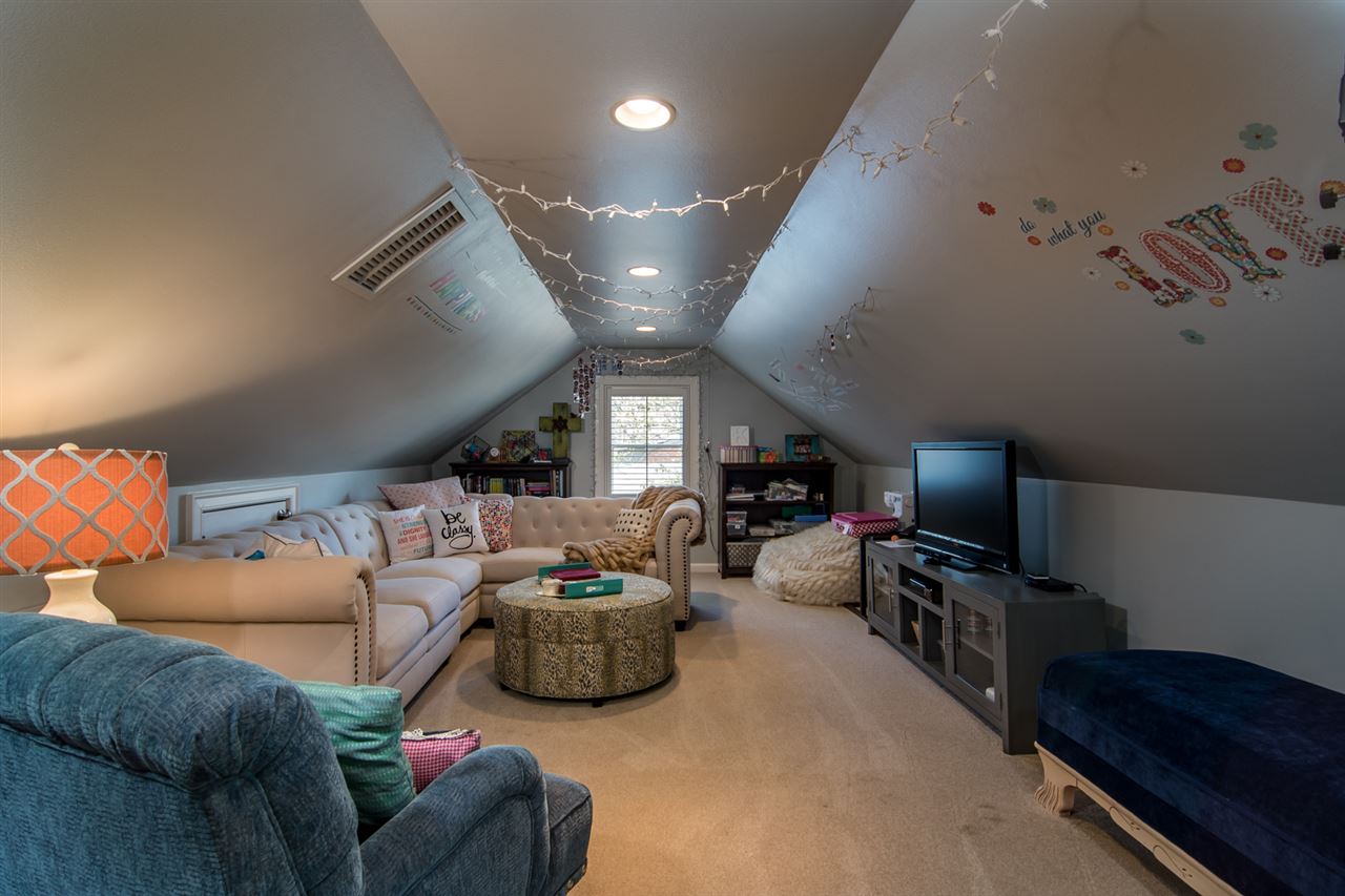Robinwood - Residential