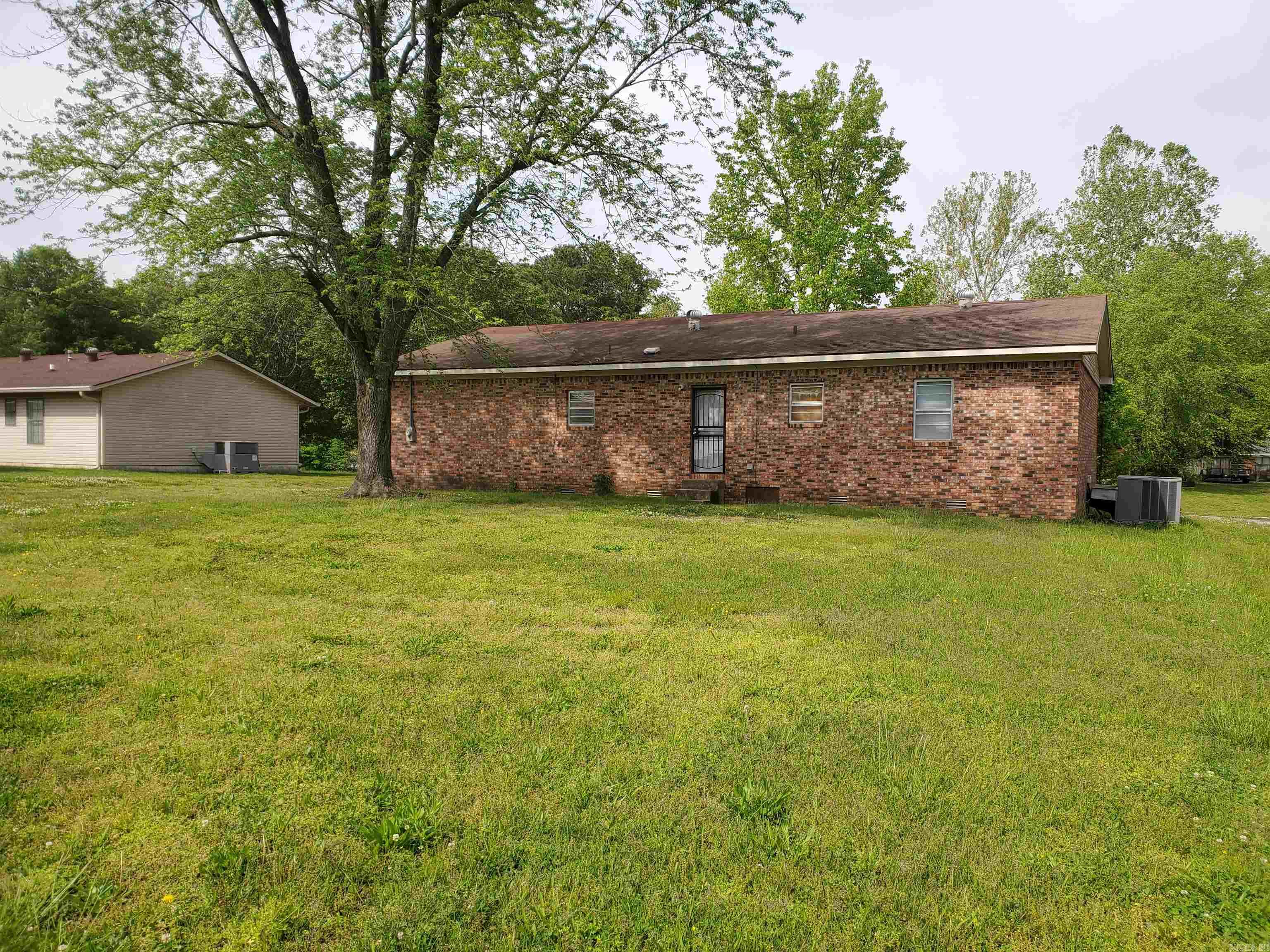 SHADY ACRES SUB - Residential