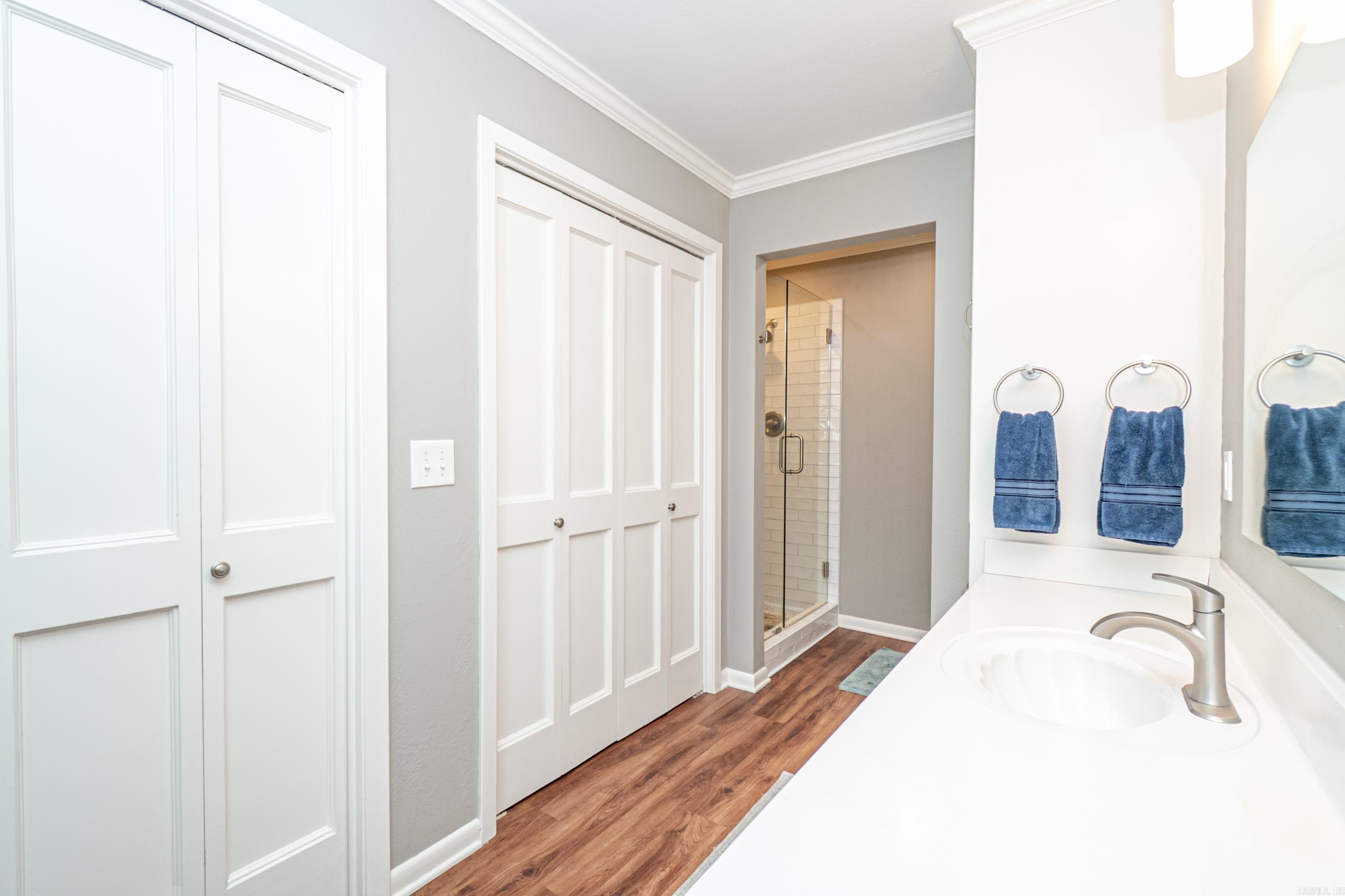 THOMPSON HEIGHTS 5TH - Residential