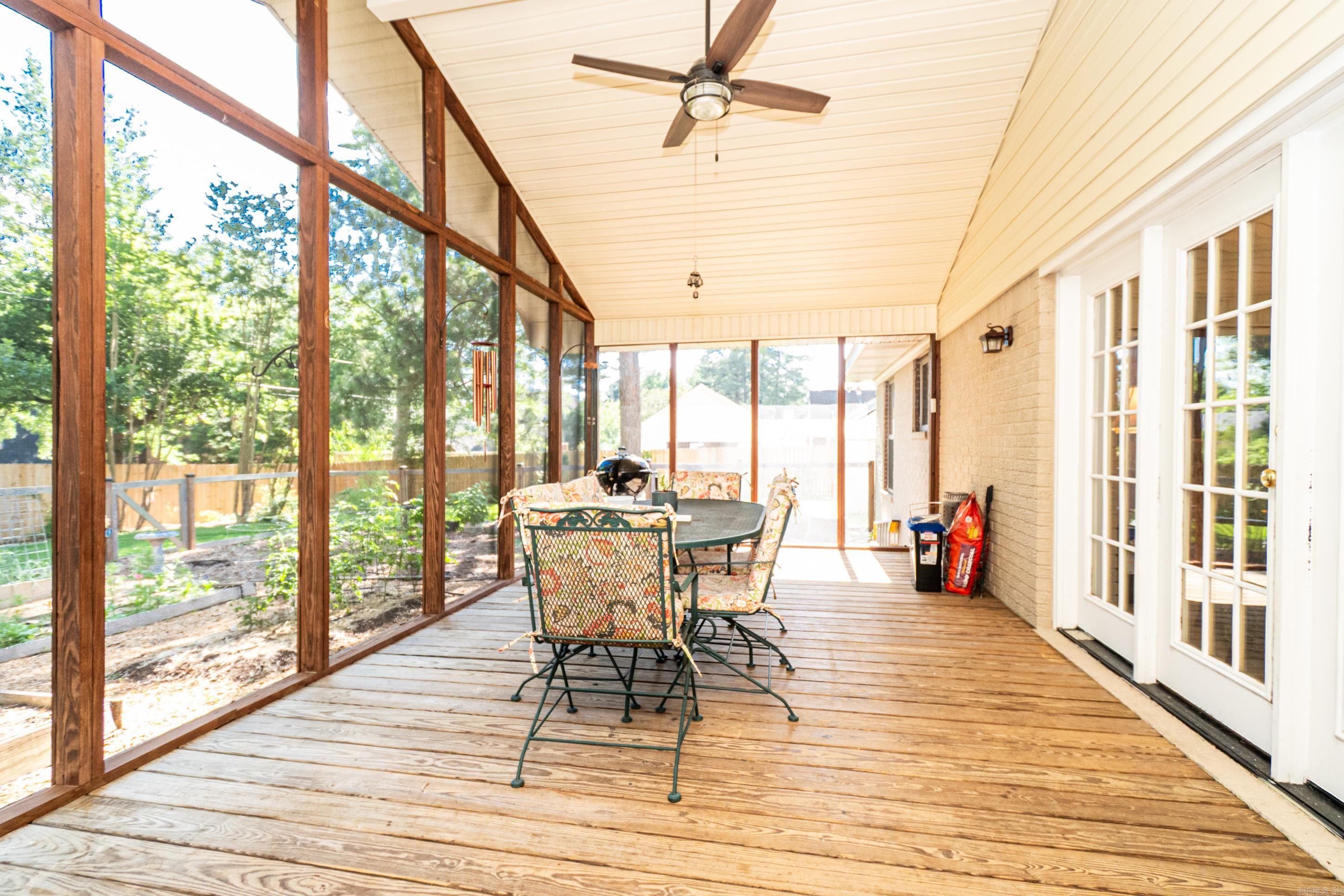 THOMPSON HEIGHTS 5TH - Residential
