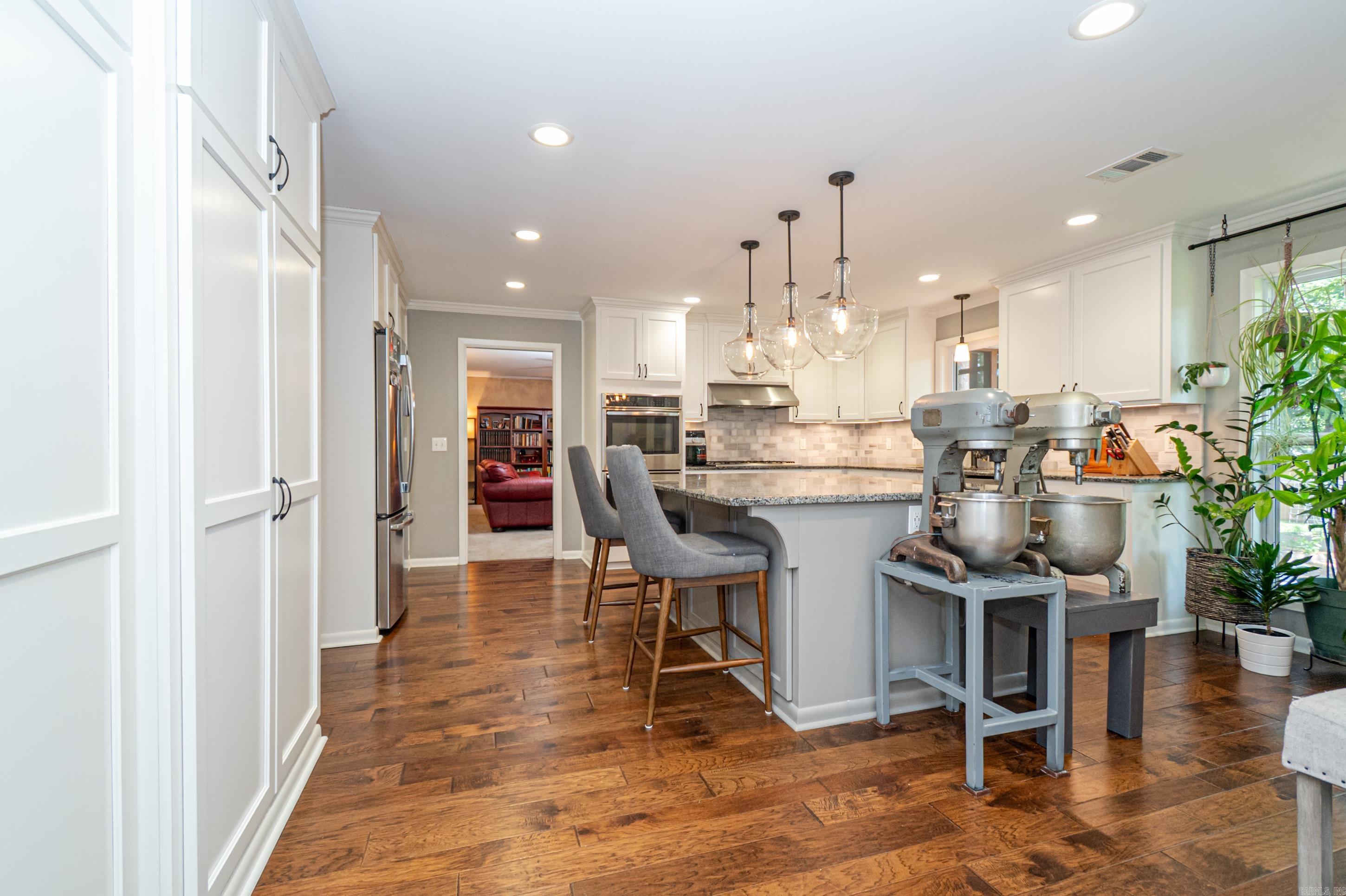 THOMPSON HEIGHTS 5TH - Residential
