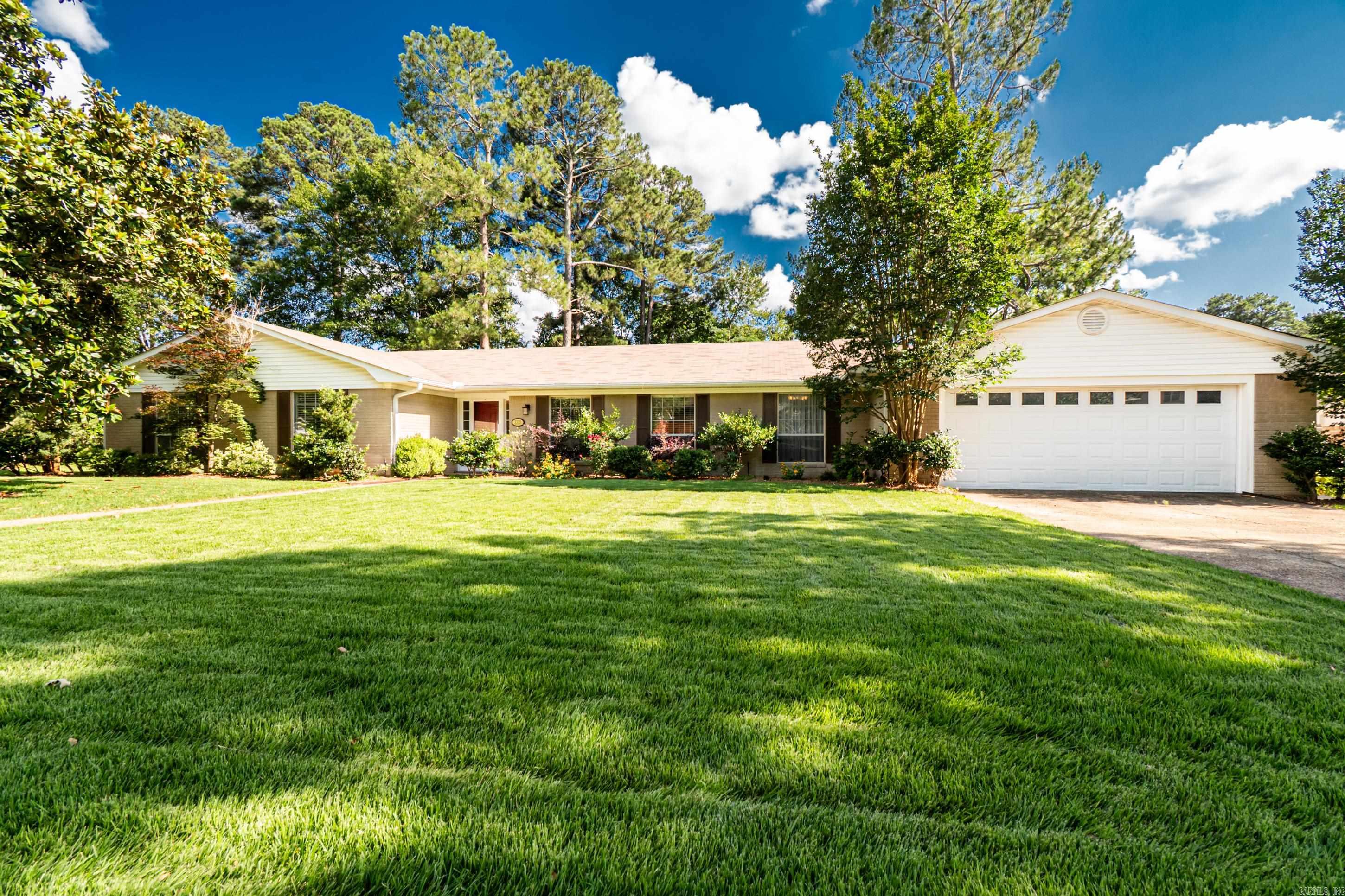THOMPSON HEIGHTS 5TH - Residential