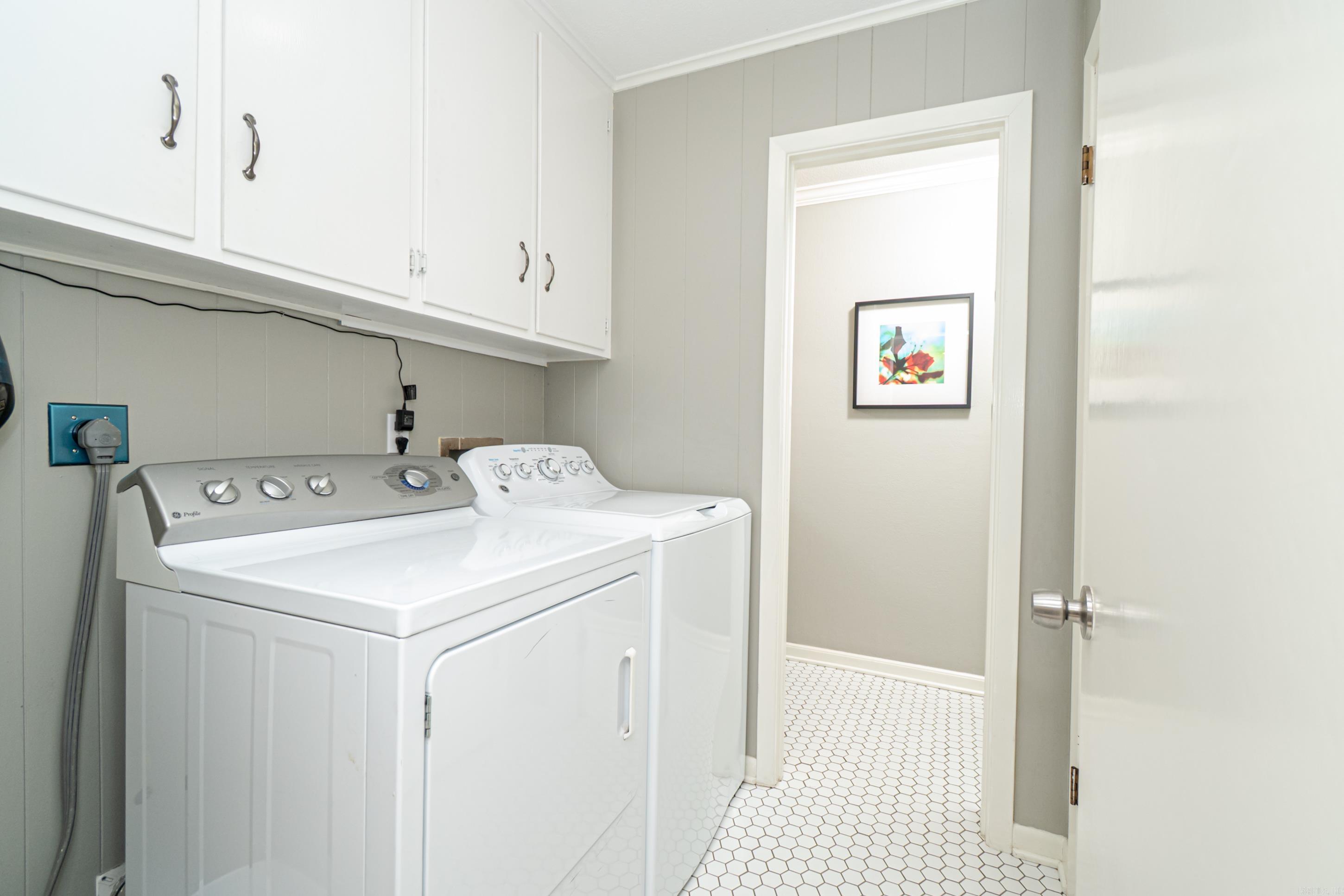 THOMPSON HEIGHTS 5TH - Residential