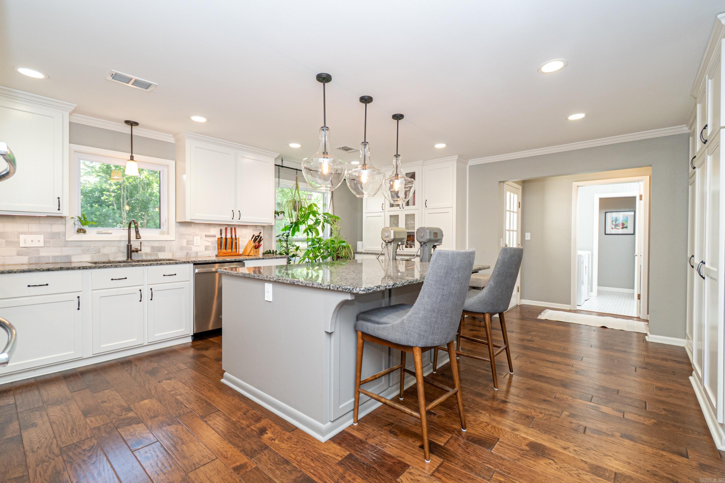 THOMPSON HEIGHTS 5TH - Residential