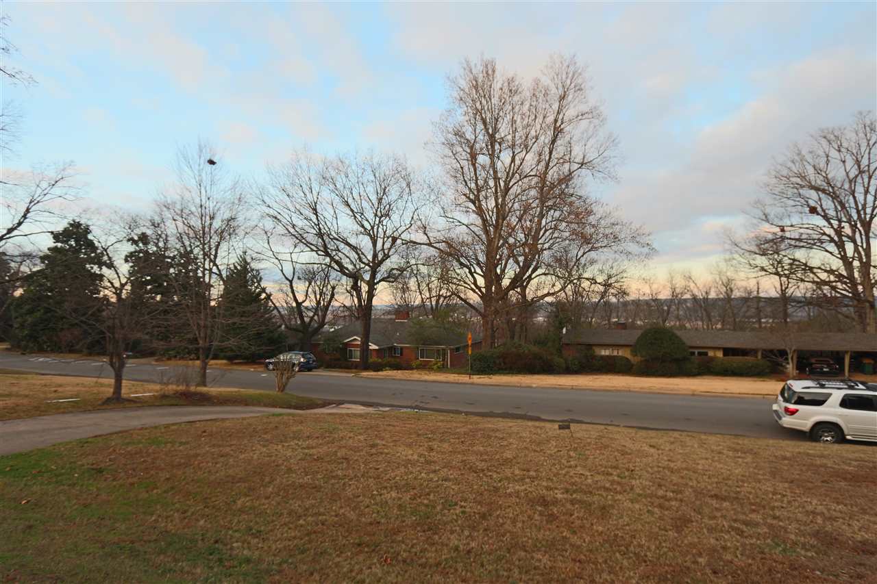 KINGWOOD PLACE - Residential