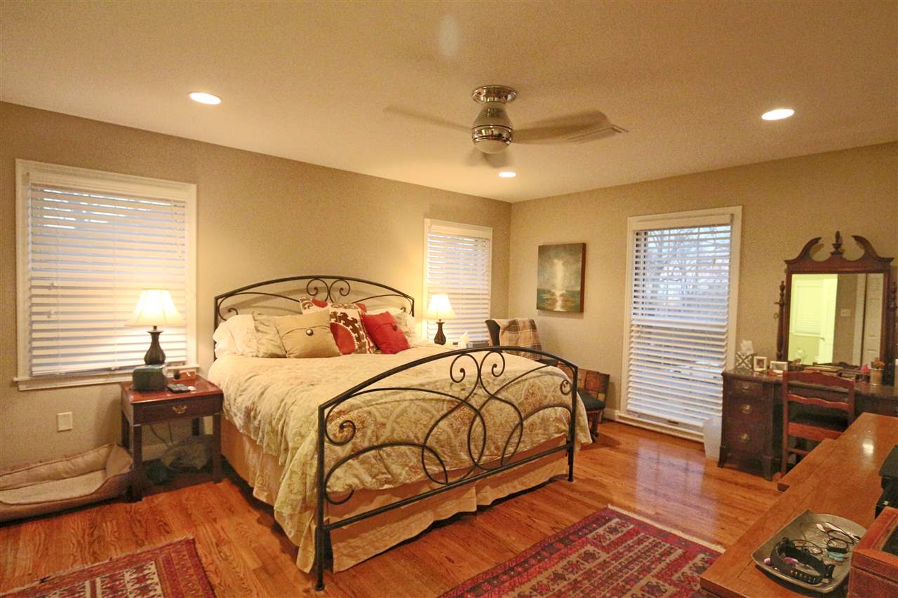 KINGWOOD PLACE - Residential