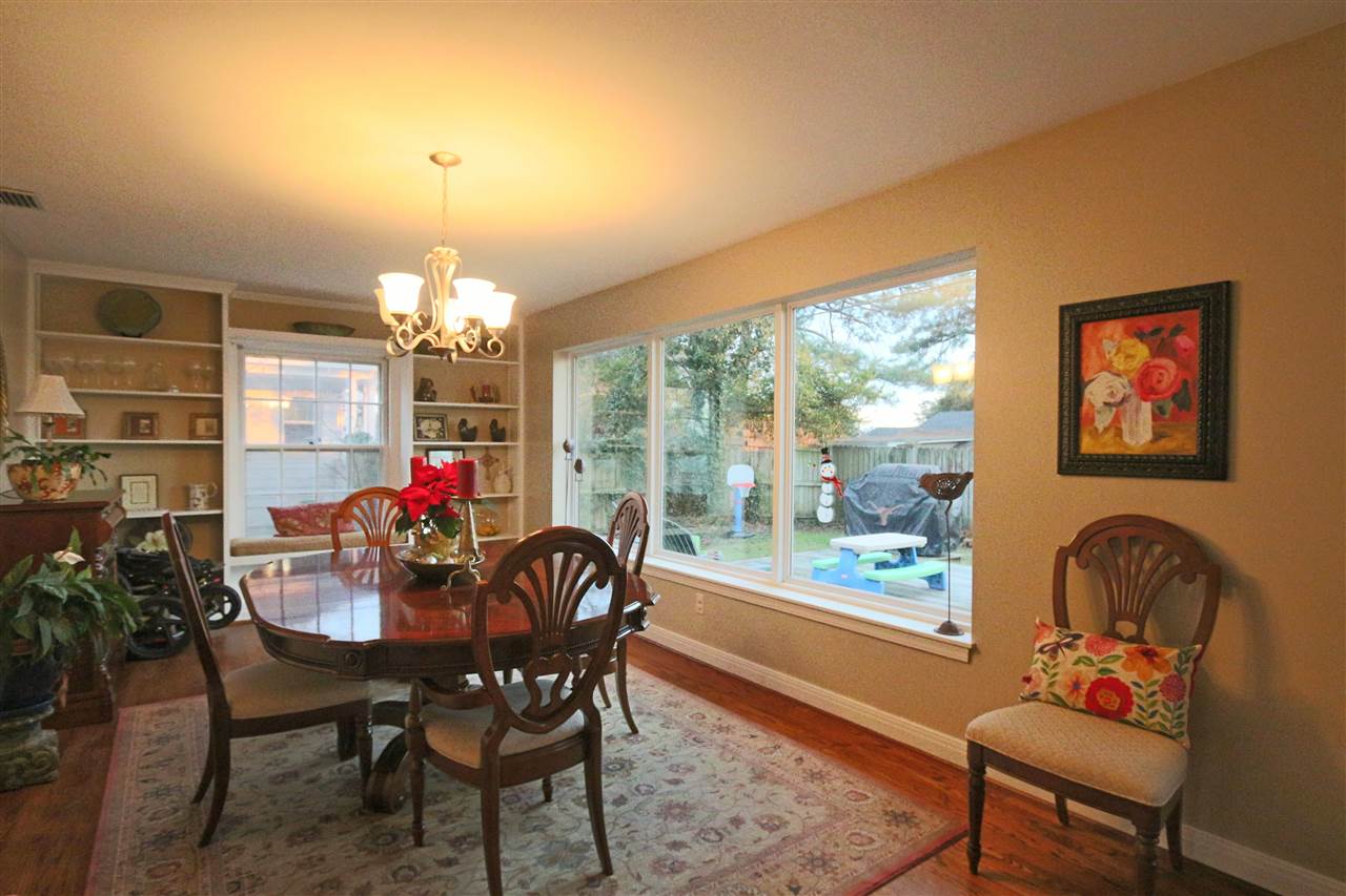 KINGWOOD PLACE - Residential