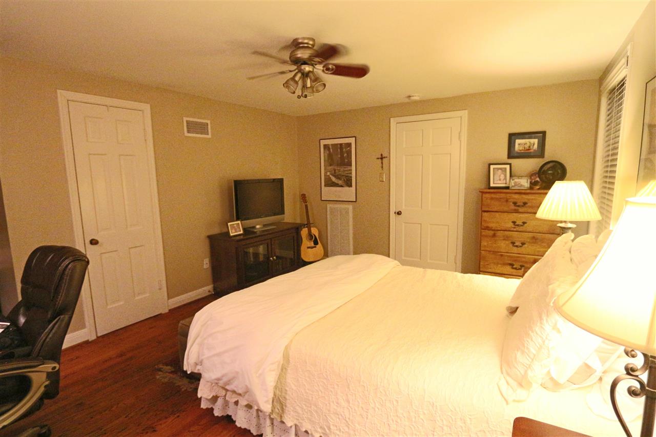 KINGWOOD PLACE - Residential