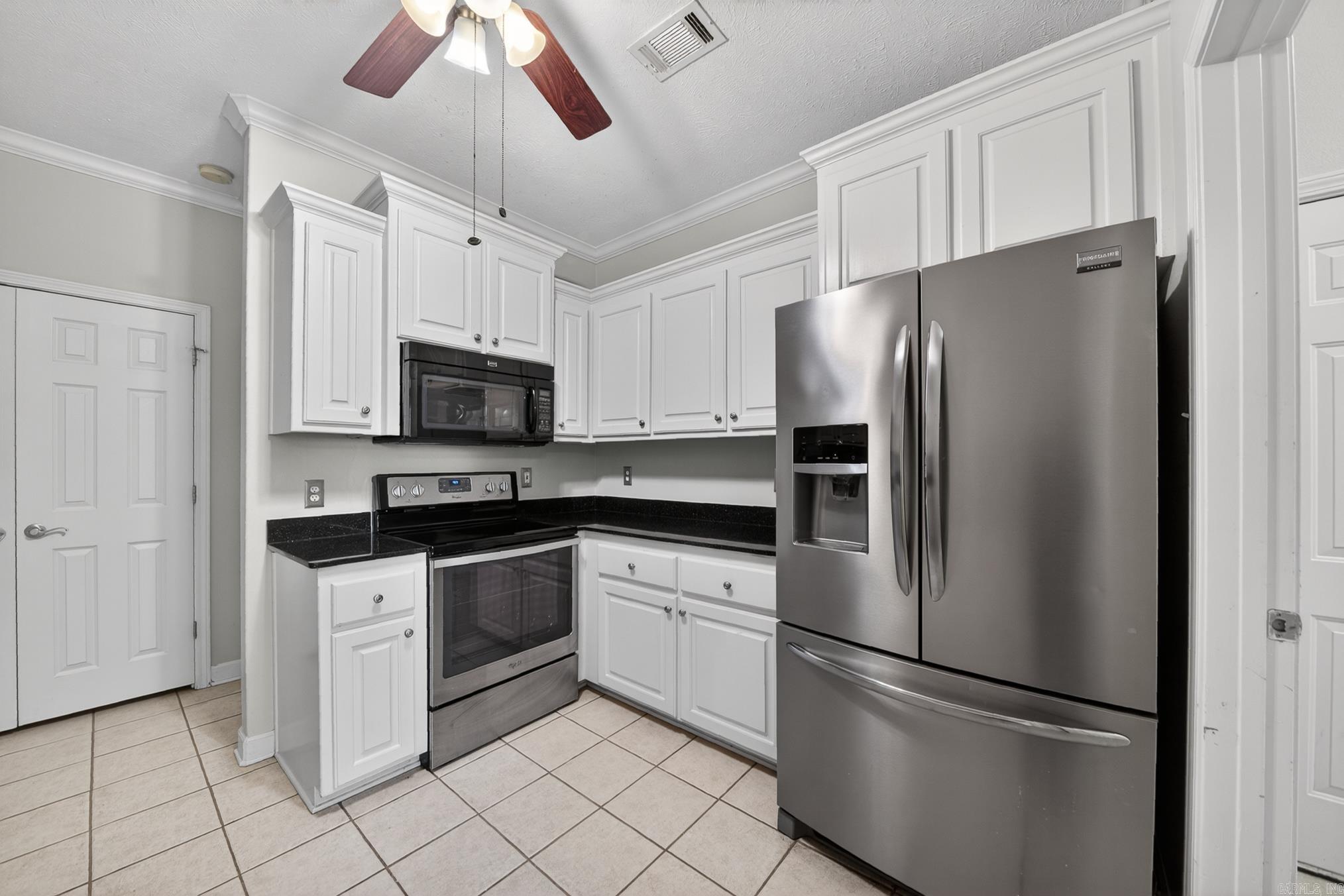 MAGNESS CREEK NORTH - Residential