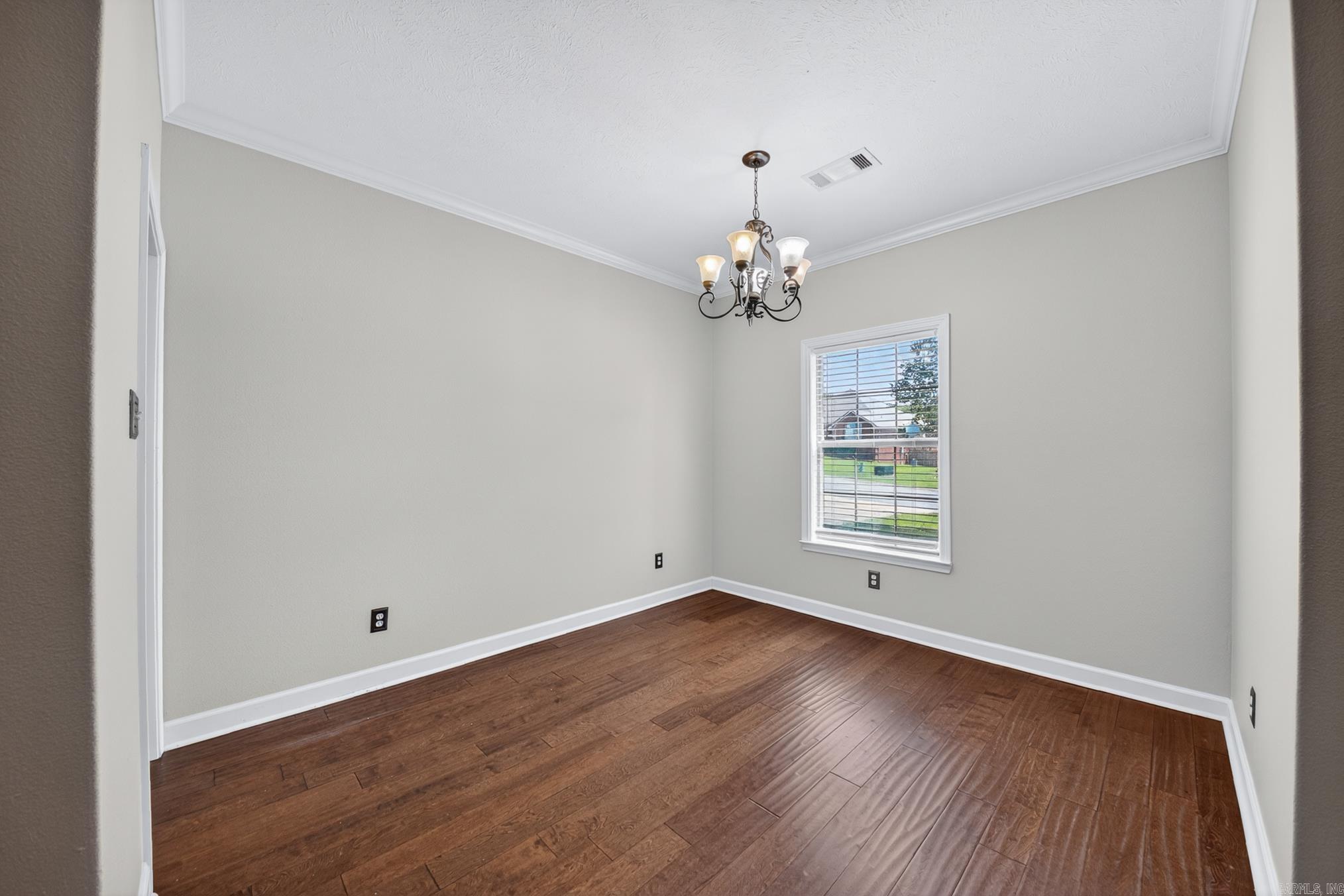 MAGNESS CREEK NORTH - Residential