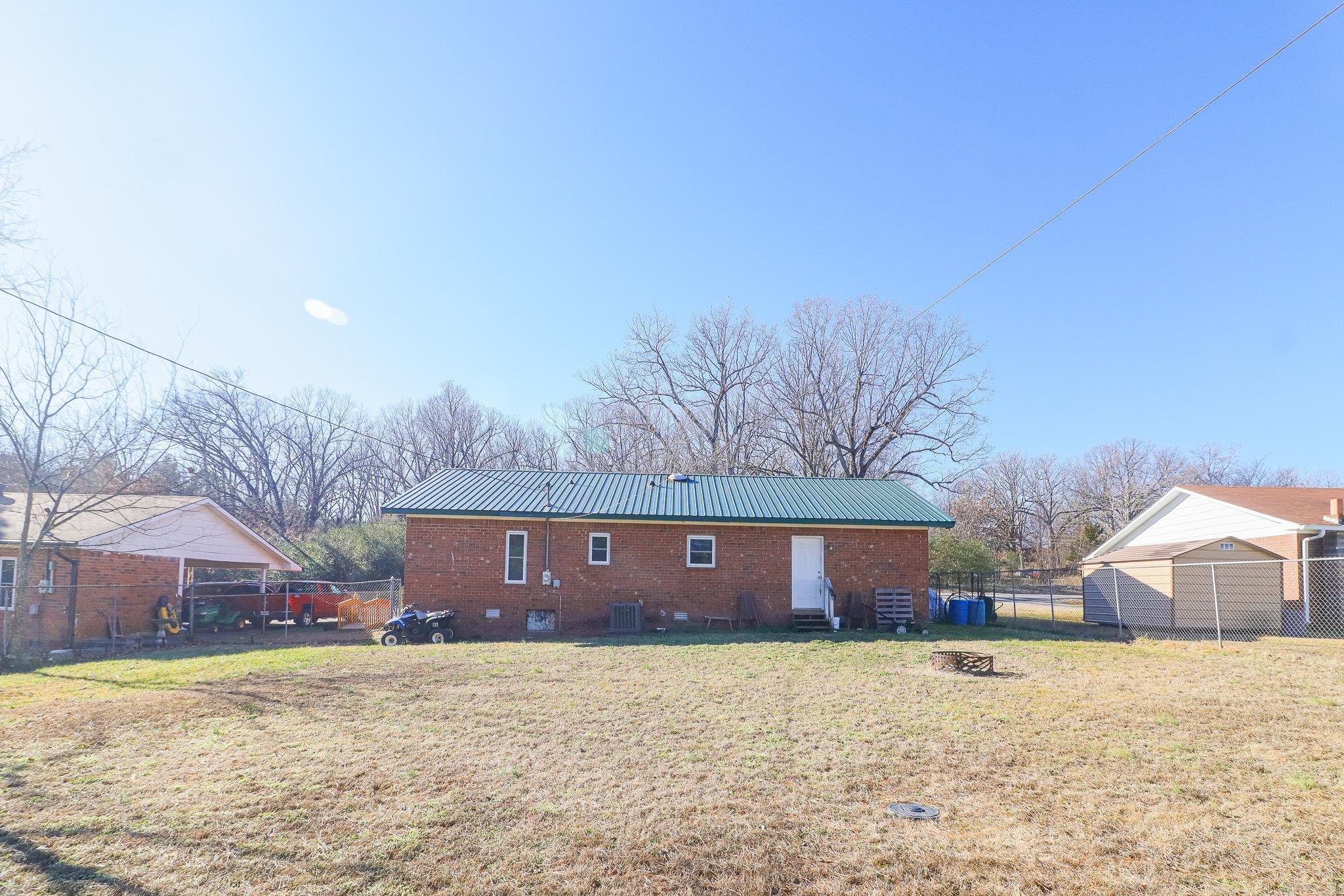 WYATT - Residential