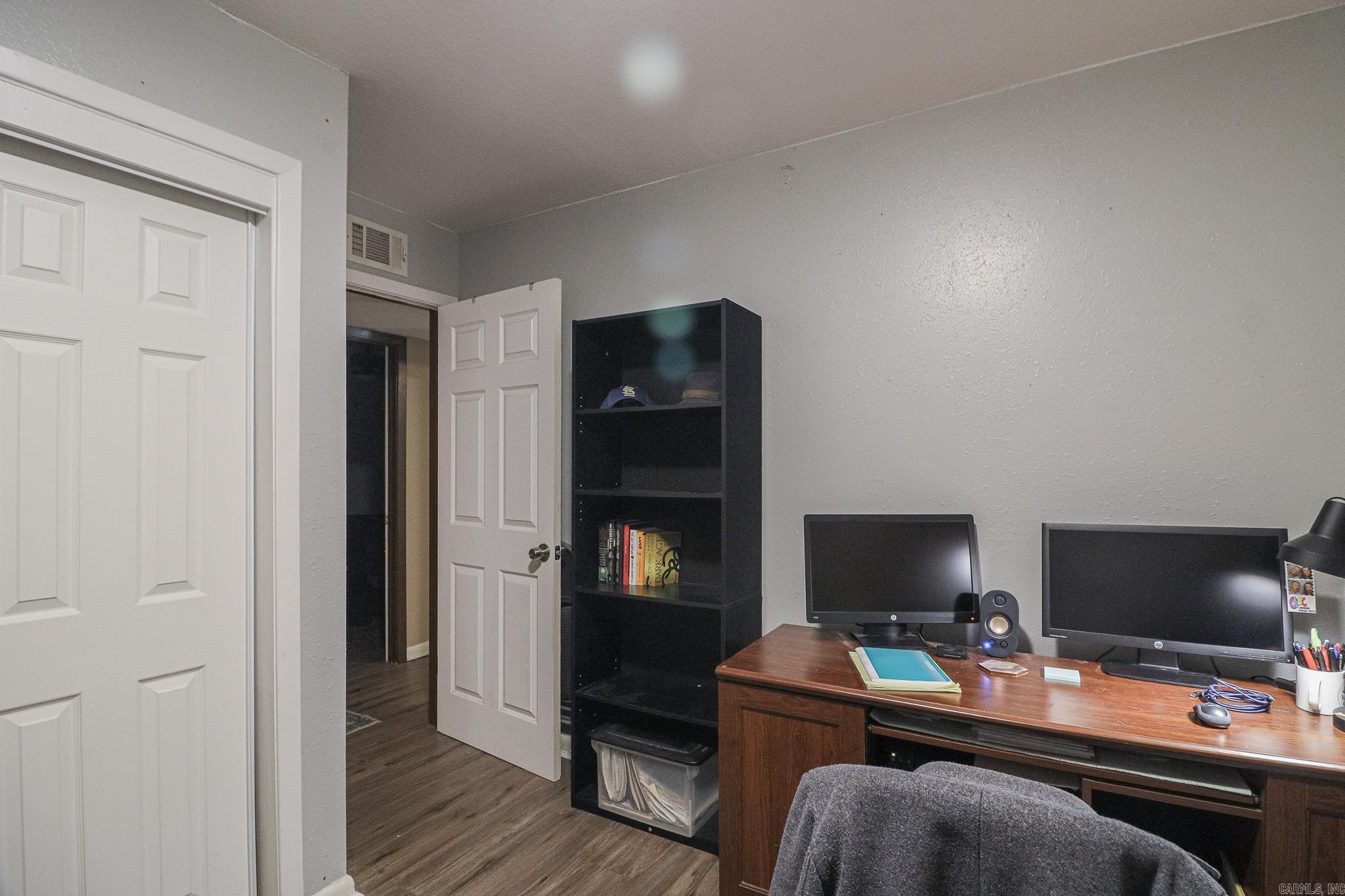 WYATT - Residential