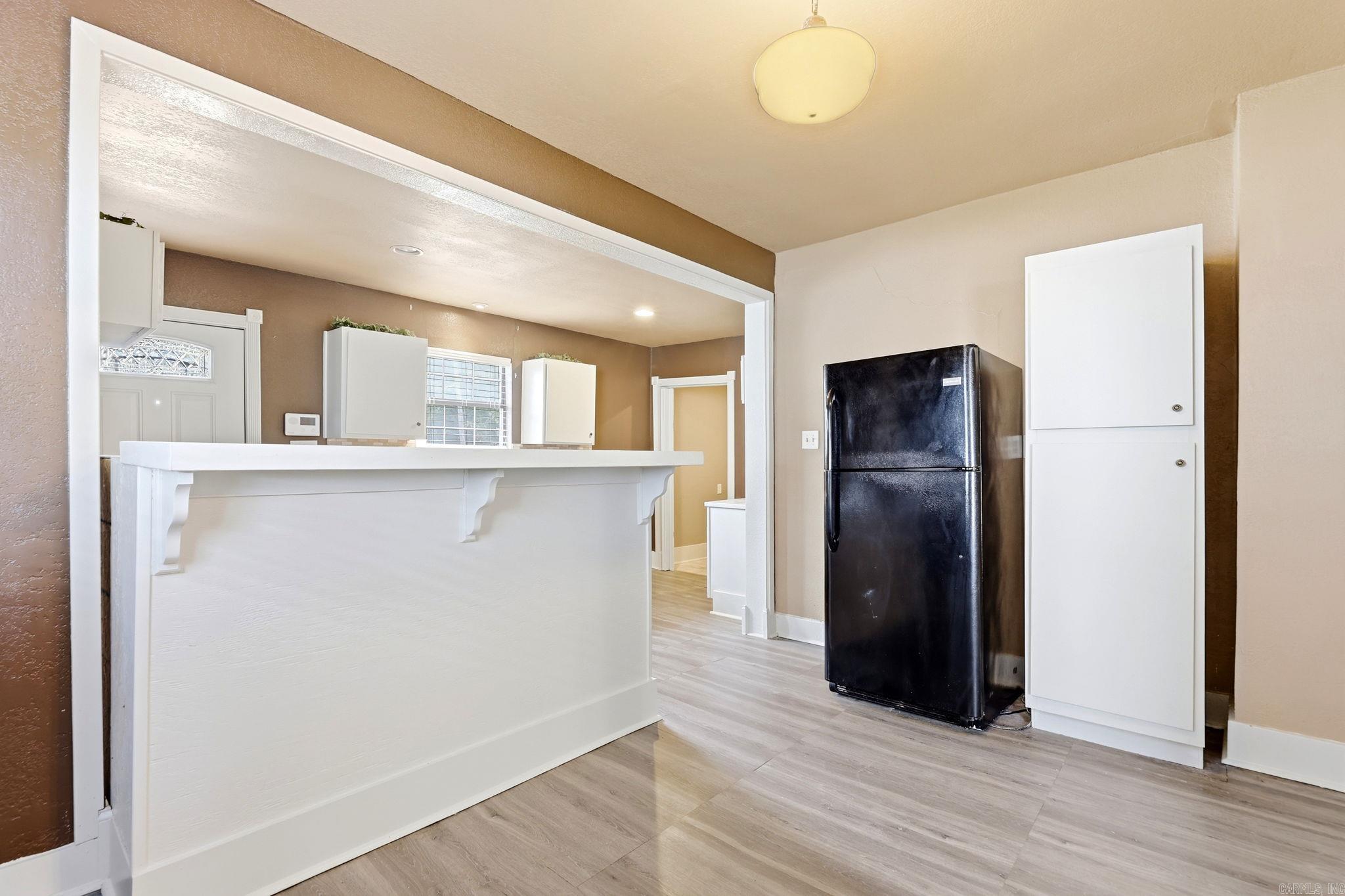 JONES & WORTHEN - Residential