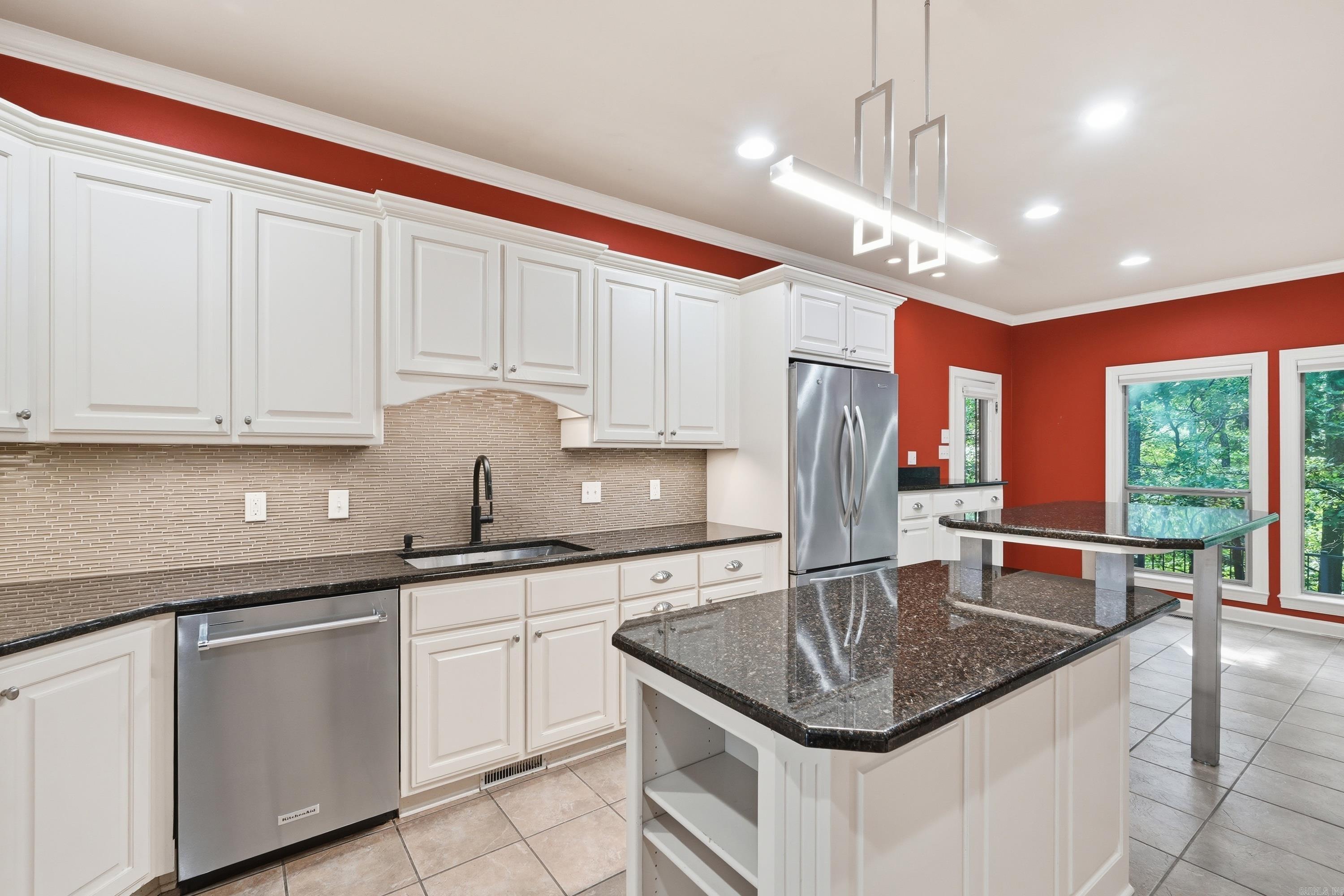 CHENAL VALLEY DUQUESNE COMMUNITY - Residential