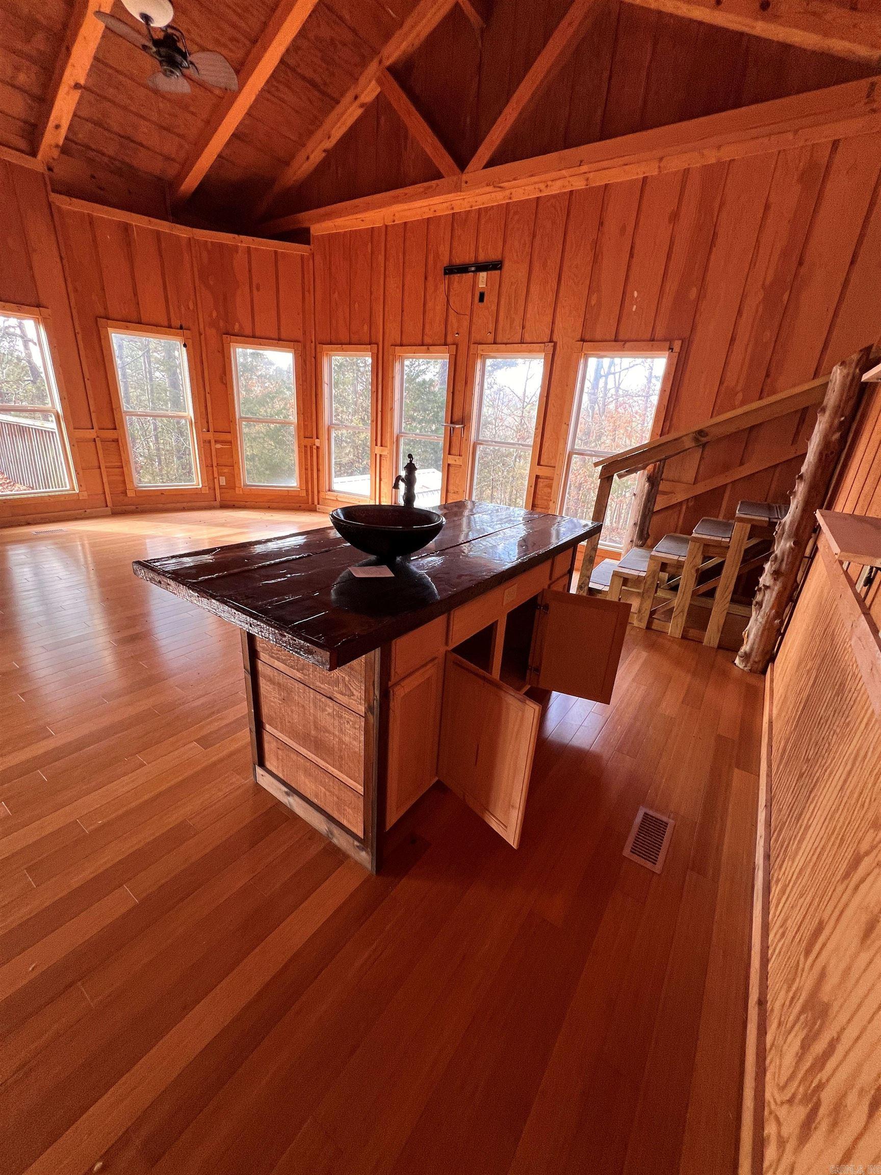 Piney Bay - Residential