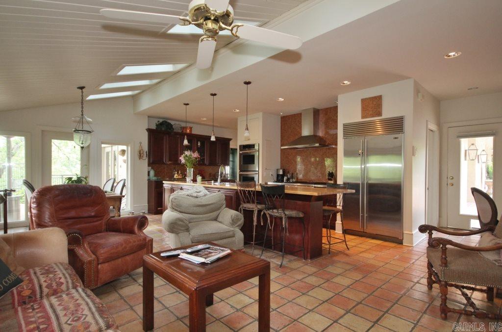 Longfellow Circle - Residential