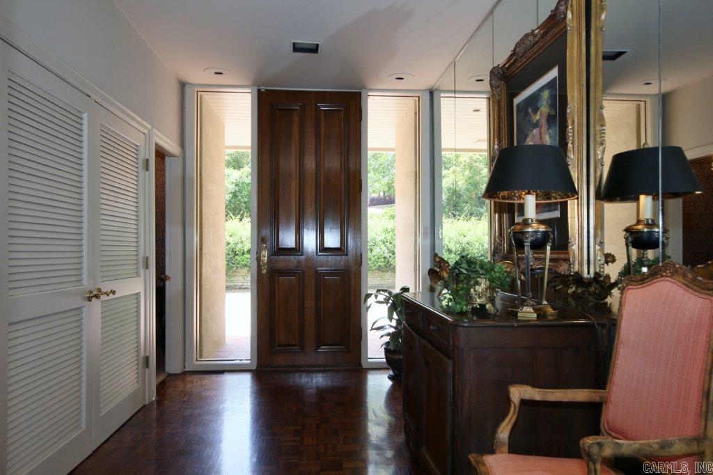 Longfellow Circle - Residential