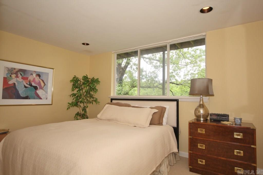 Longfellow Circle - Residential