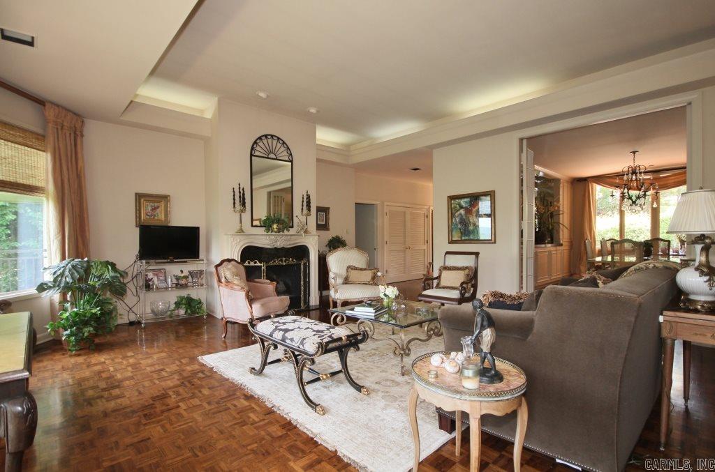 Longfellow Circle - Residential