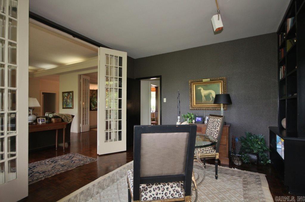 Longfellow Circle - Residential