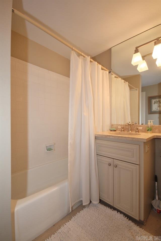 Longfellow Circle - Residential