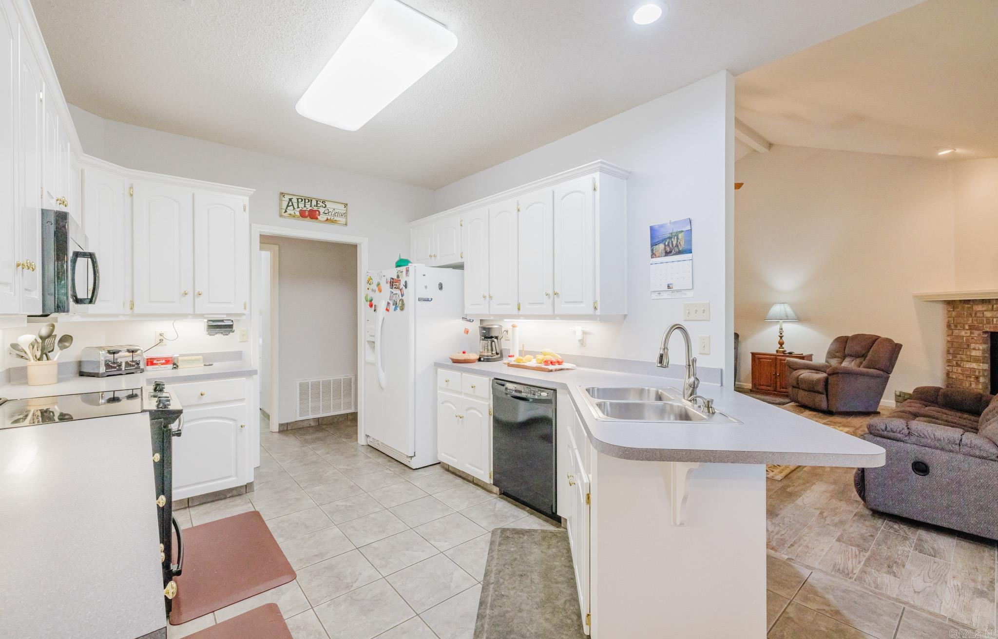 FAIR OAKS - Residential