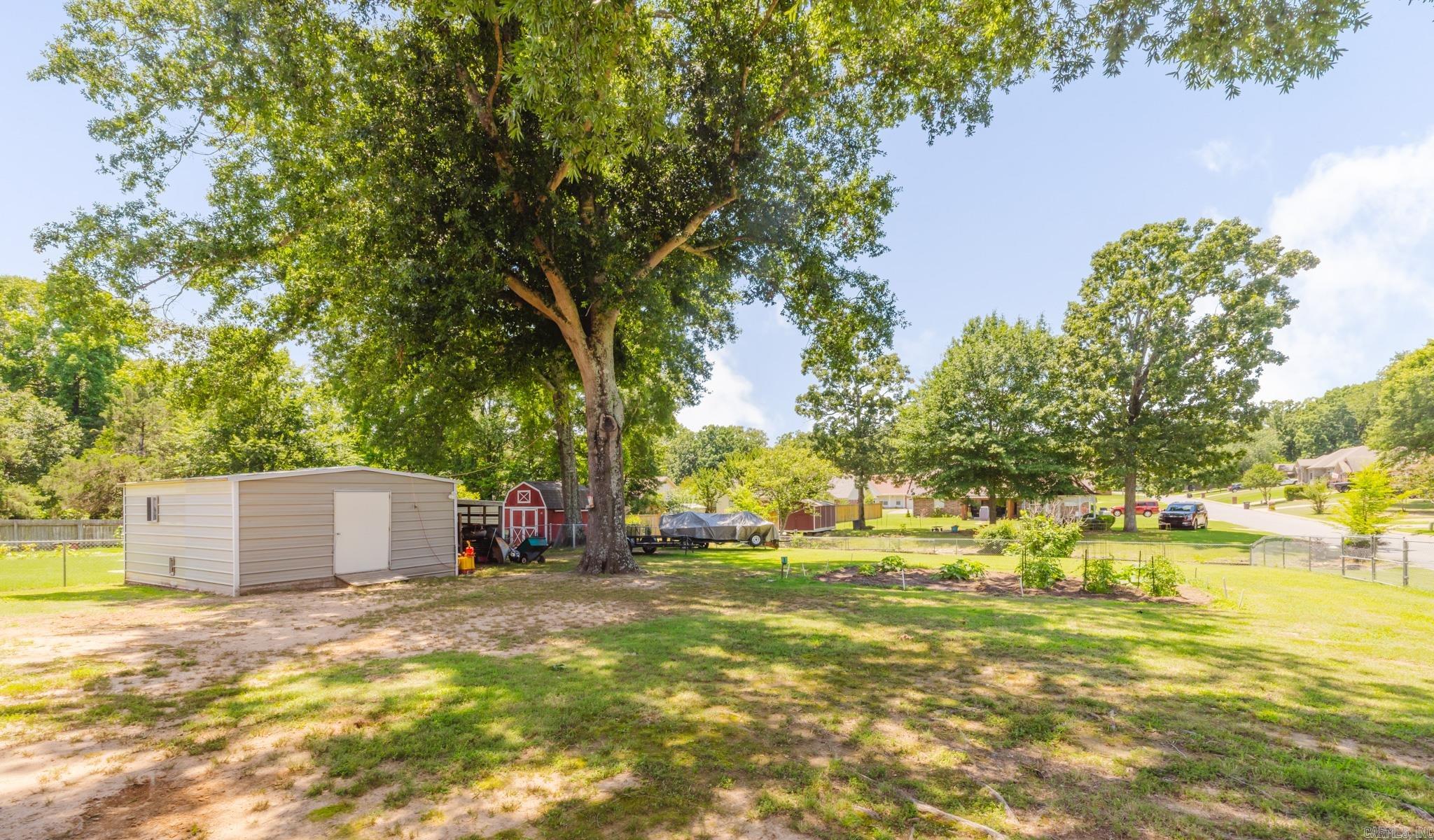 FAIR OAKS - Residential