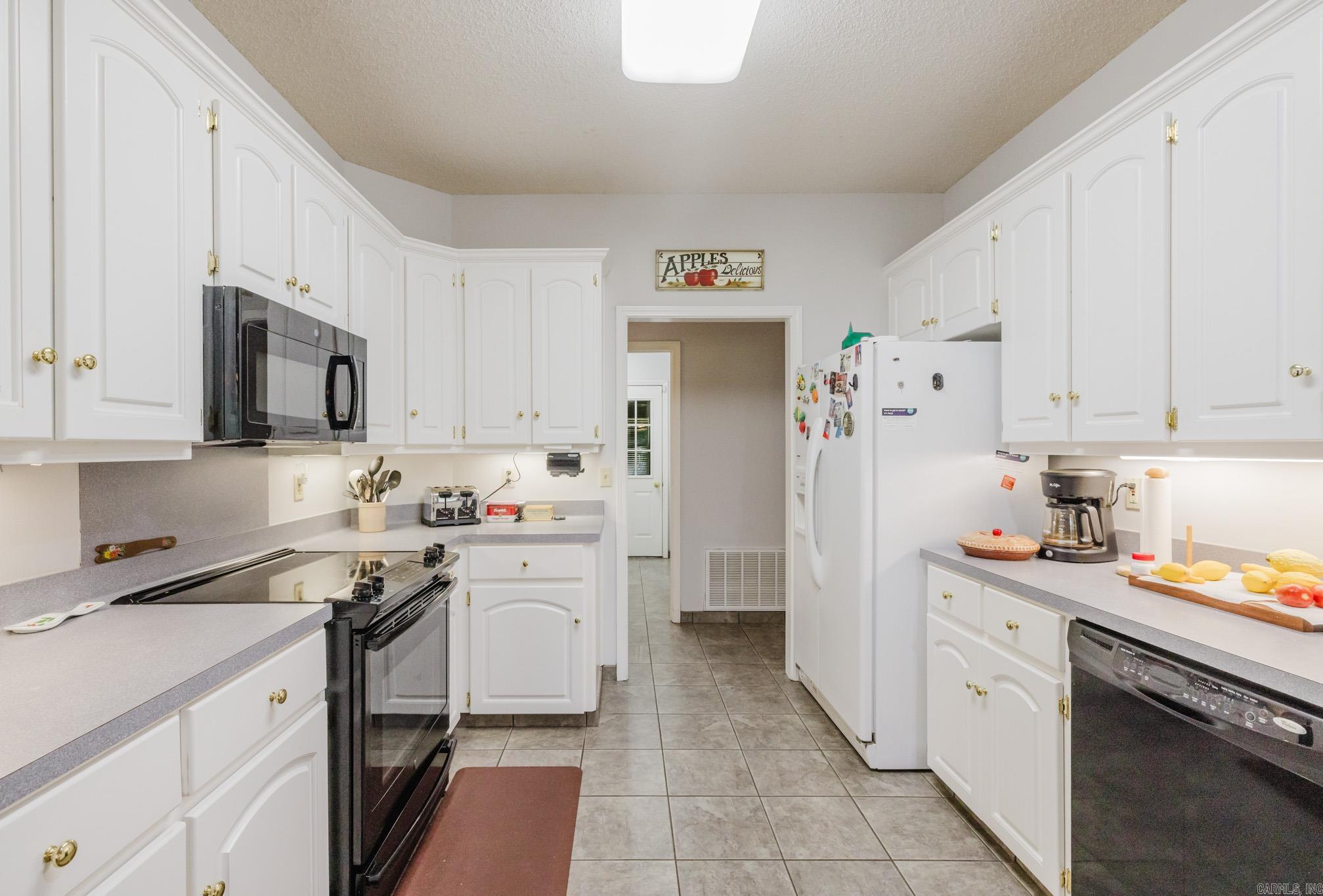 FAIR OAKS - Residential