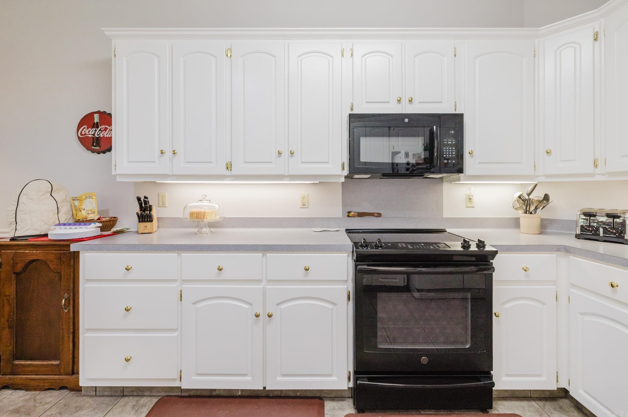 FAIR OAKS - Residential