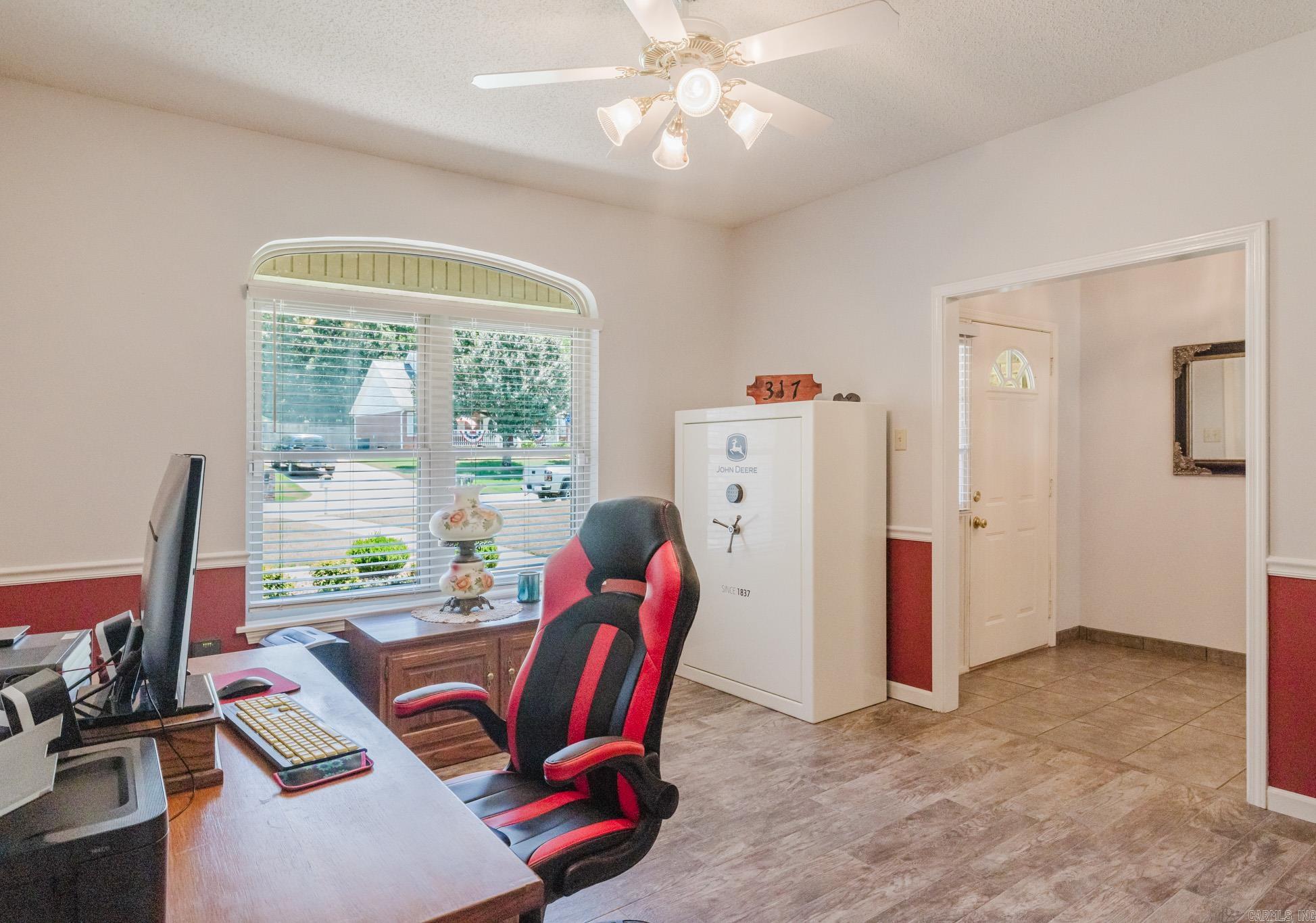 FAIR OAKS - Residential
