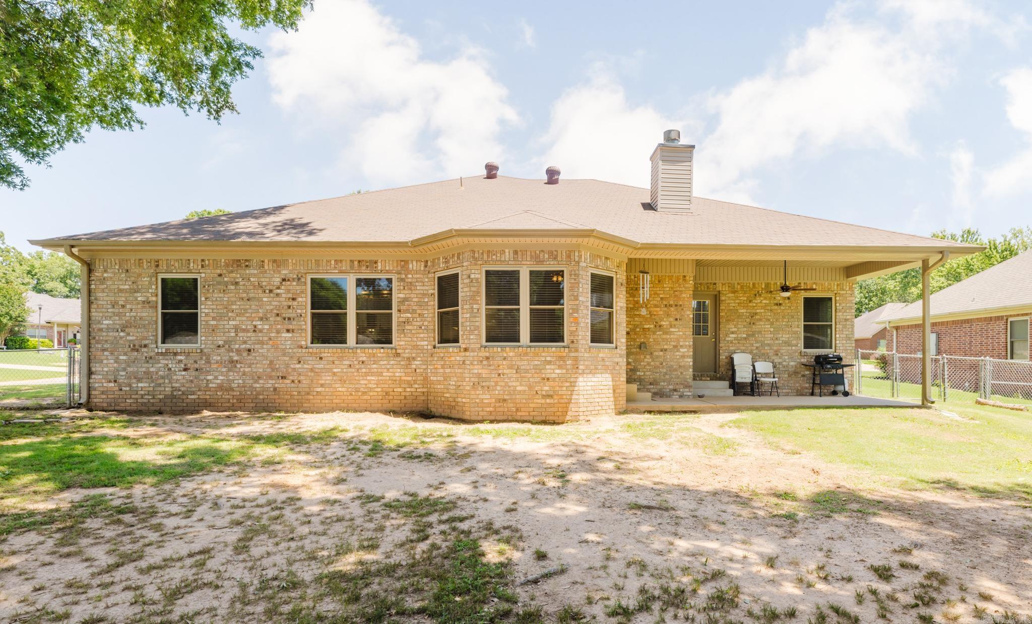 FAIR OAKS - Residential
