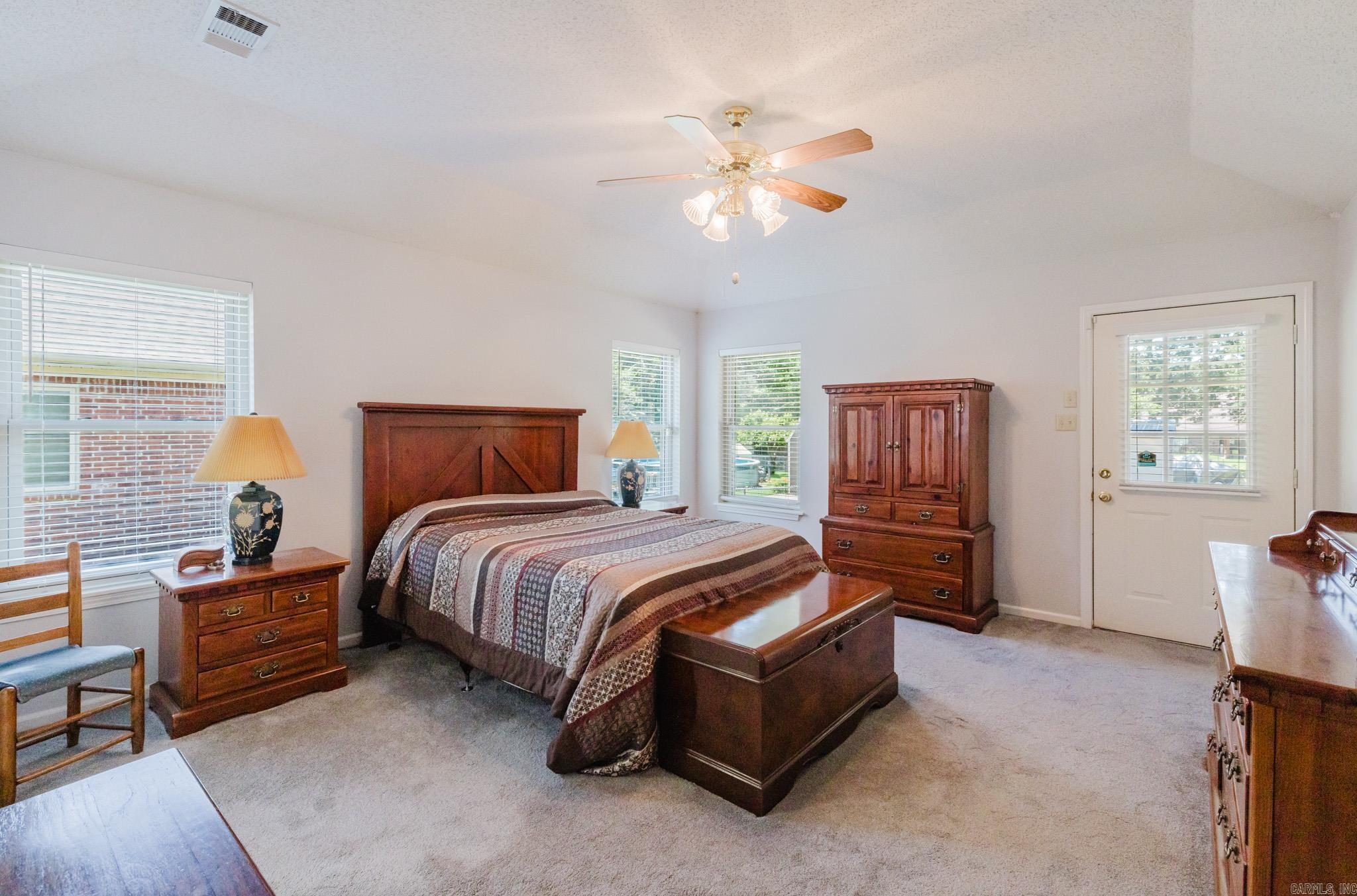 FAIR OAKS - Residential