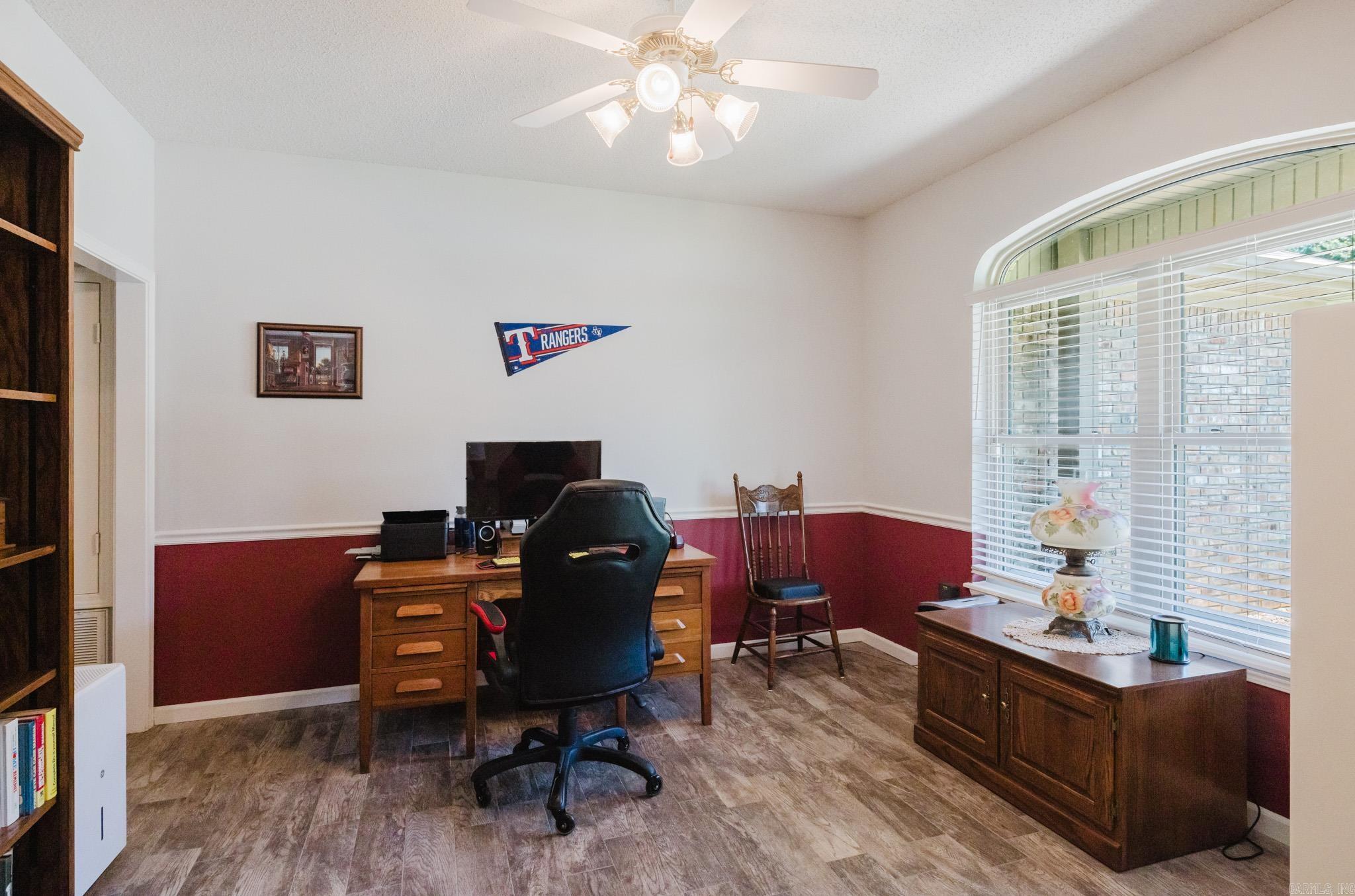 FAIR OAKS - Residential
