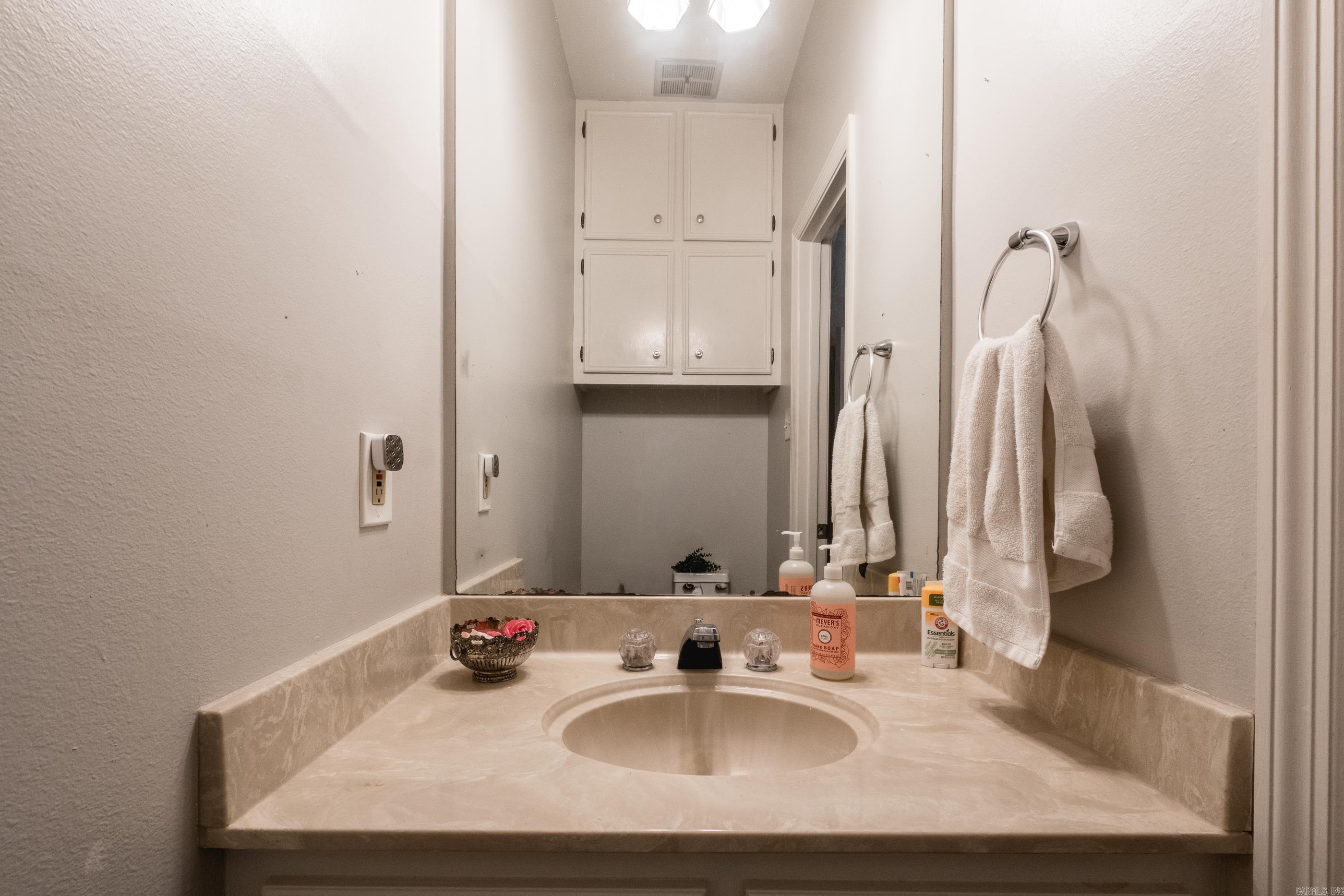 LINDEN COURT CONDO HPR - Residential