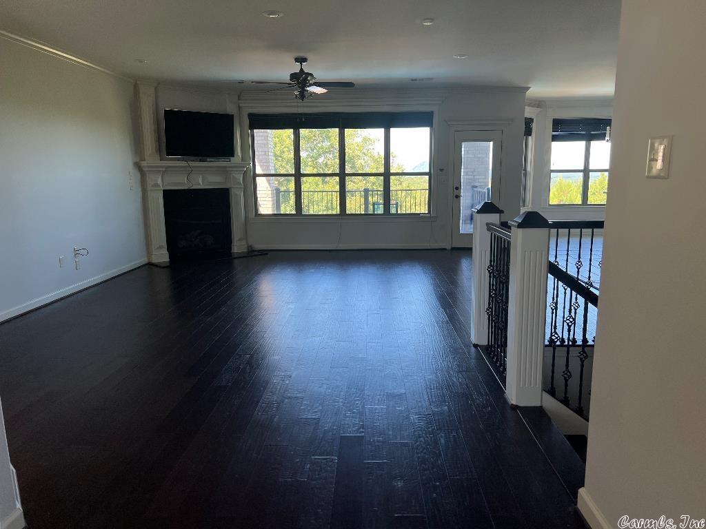 Majestic Pointe - Residential
