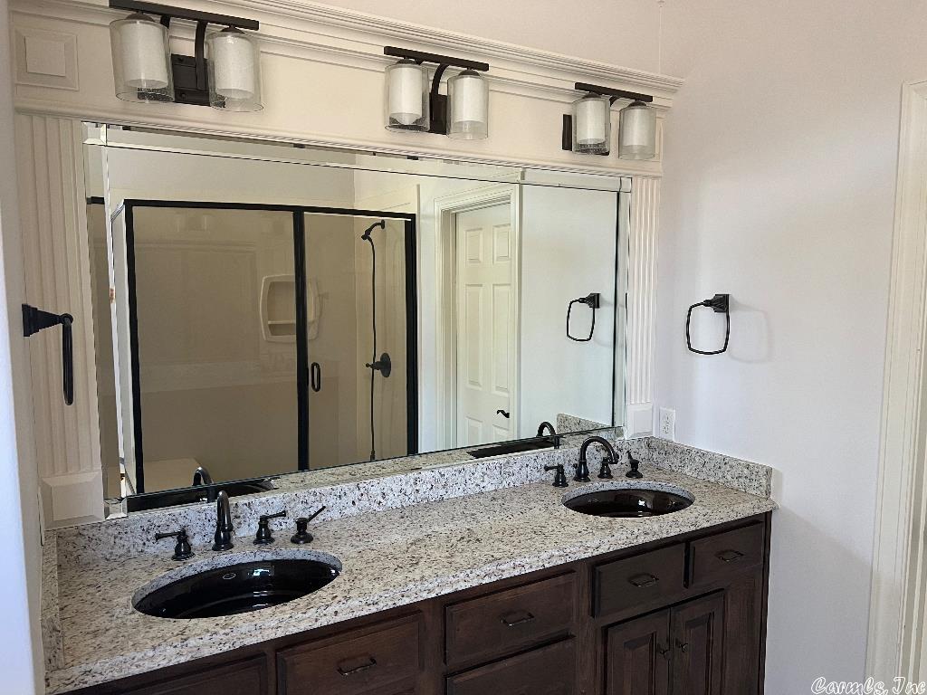 Majestic Pointe - Residential