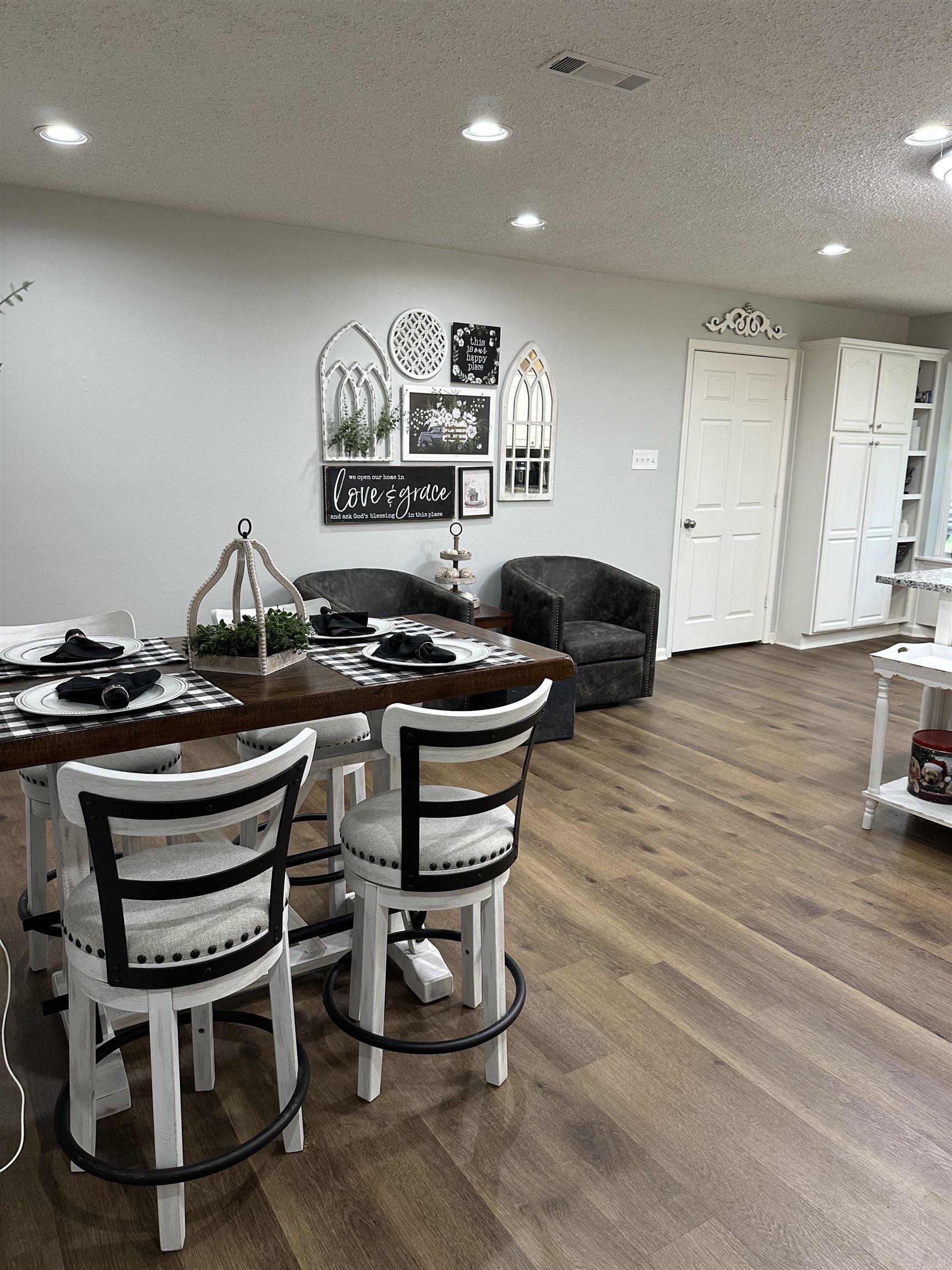 North Lake - Residential