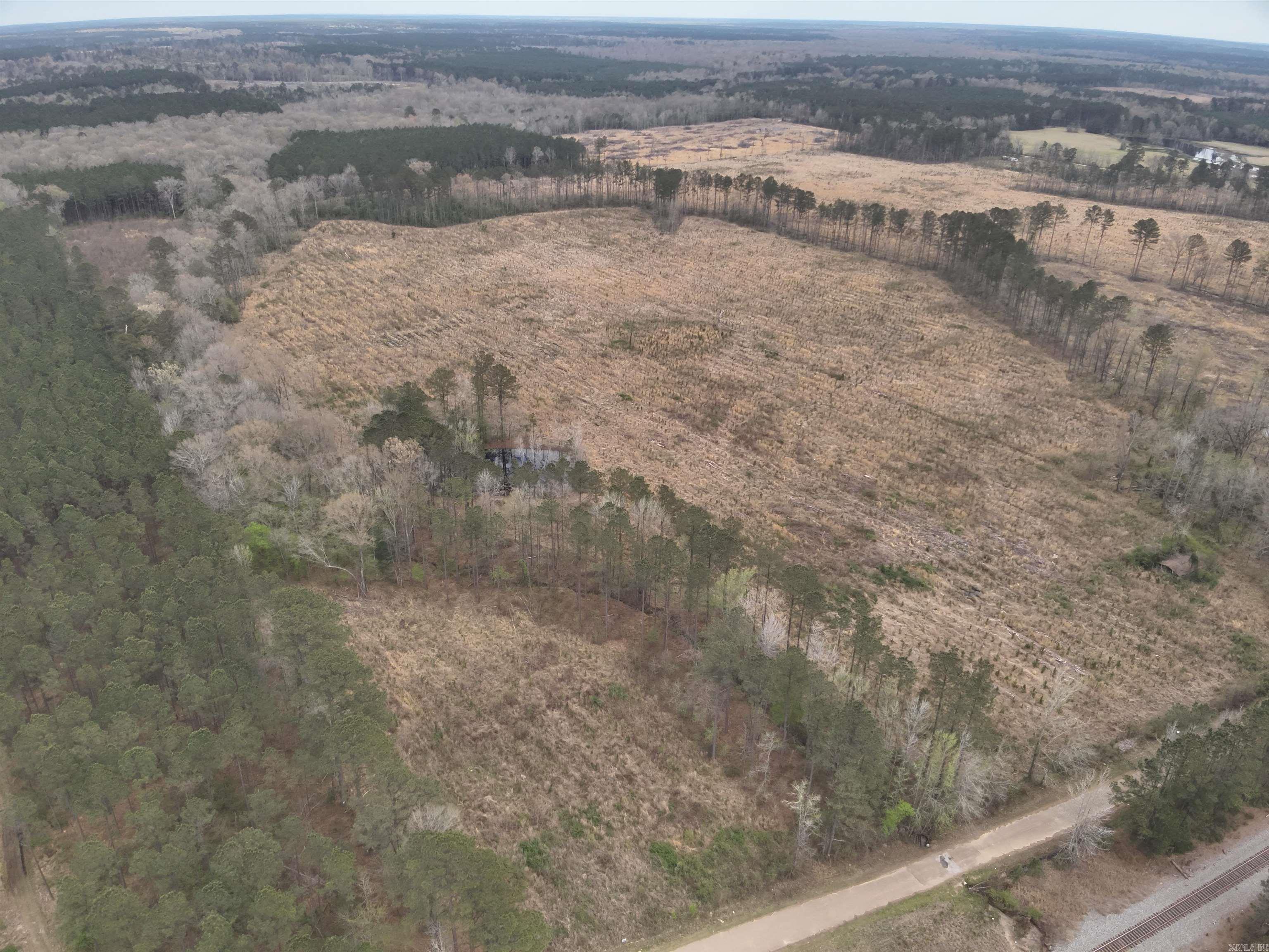 Ouachita - Land