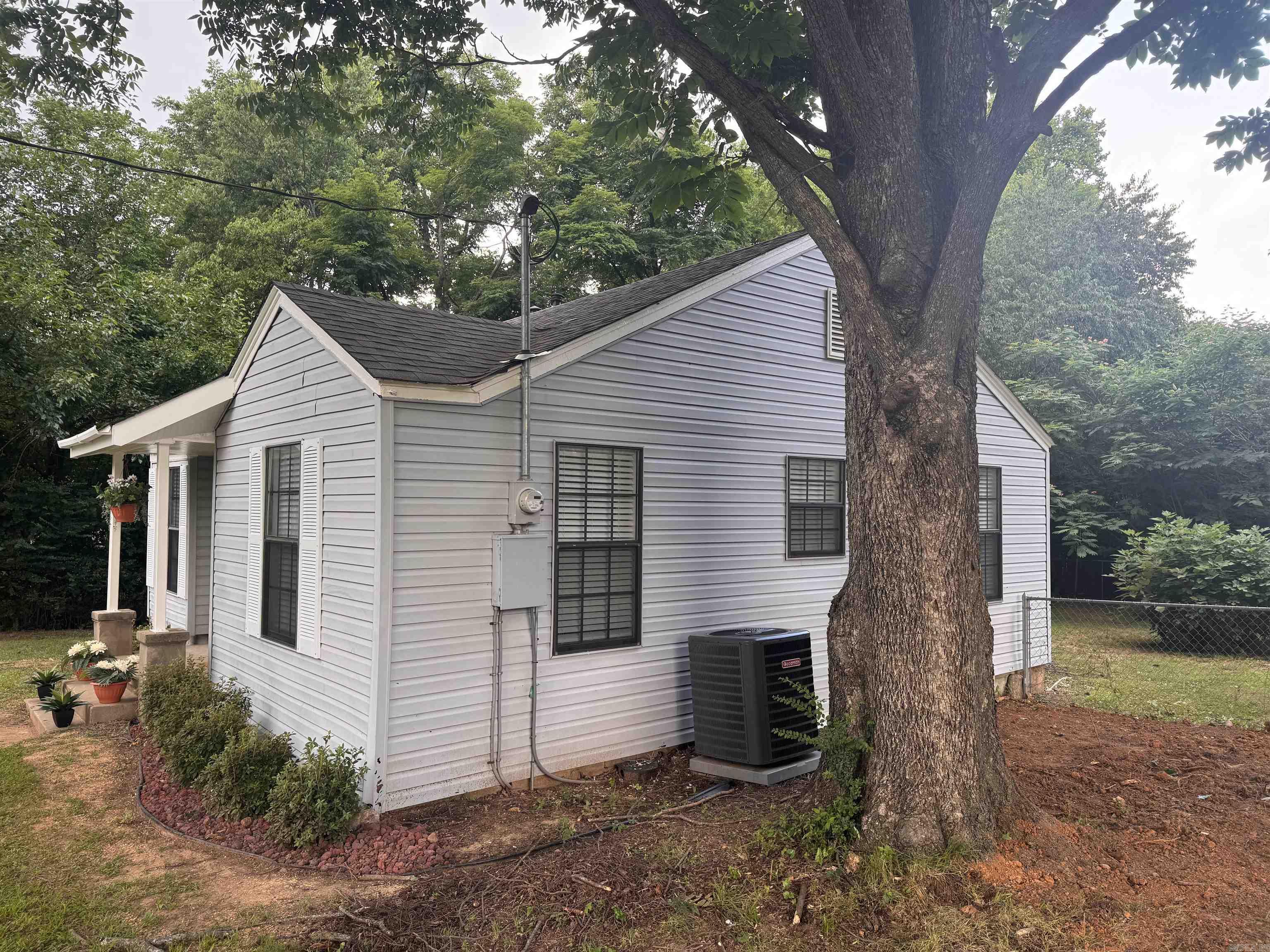 SEARCY ORIGINAL - Residential