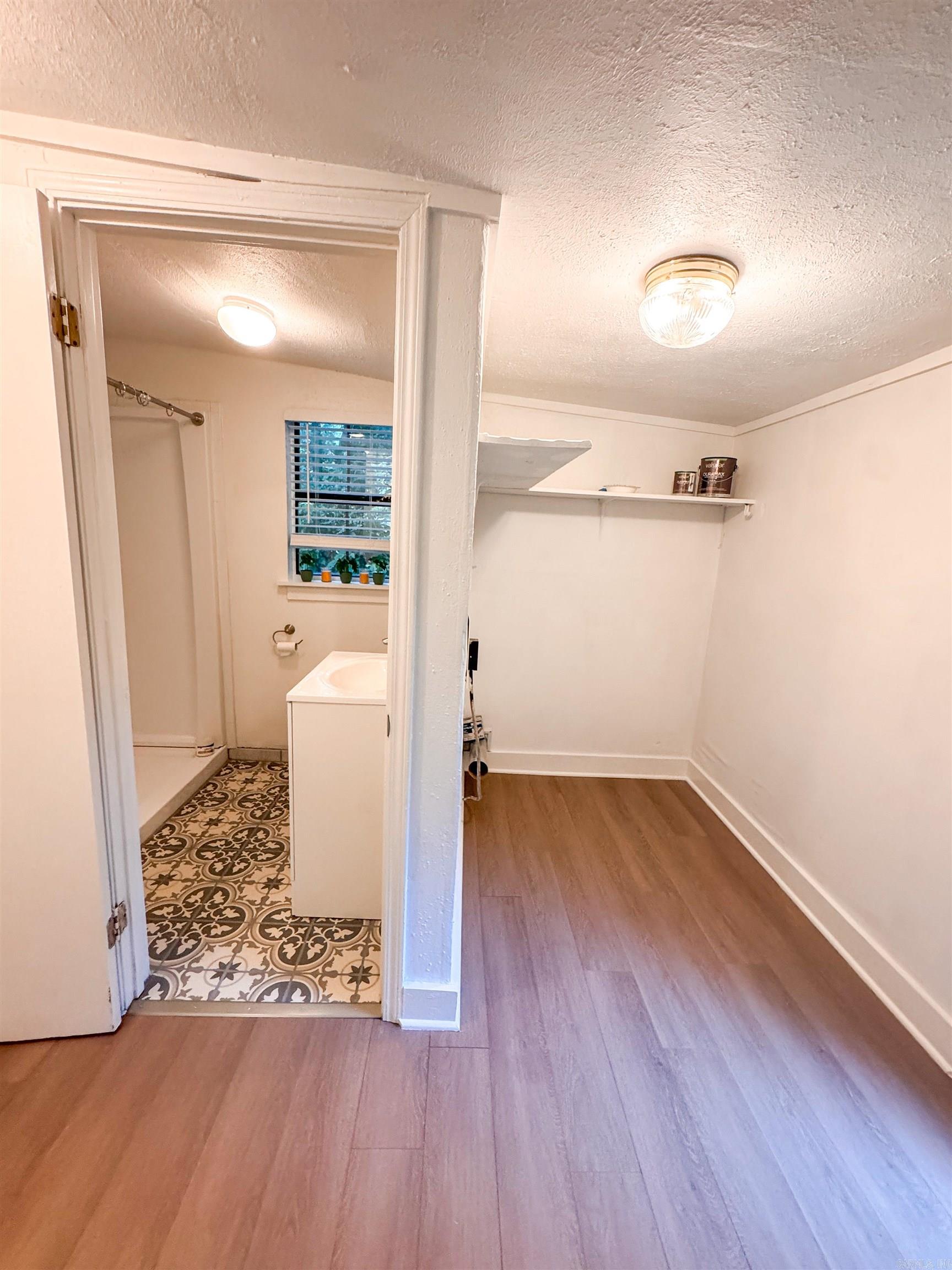 SEARCY ORIGINAL - Residential
