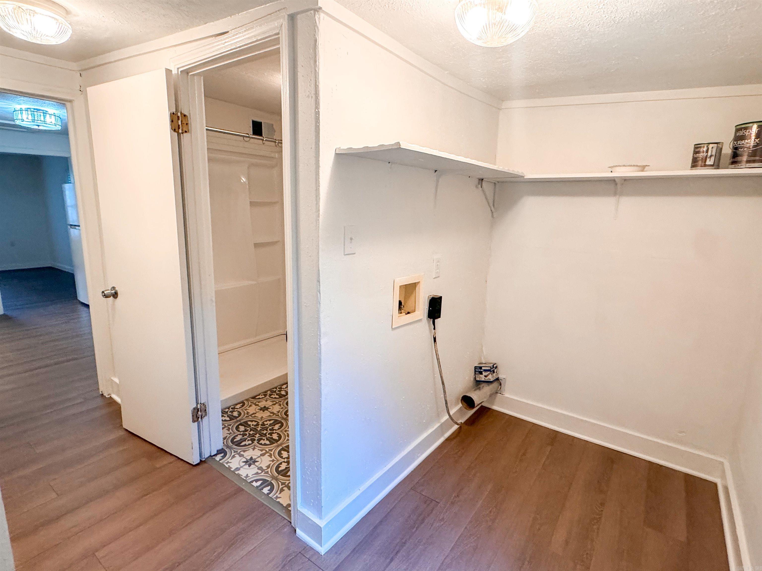 SEARCY ORIGINAL - Residential
