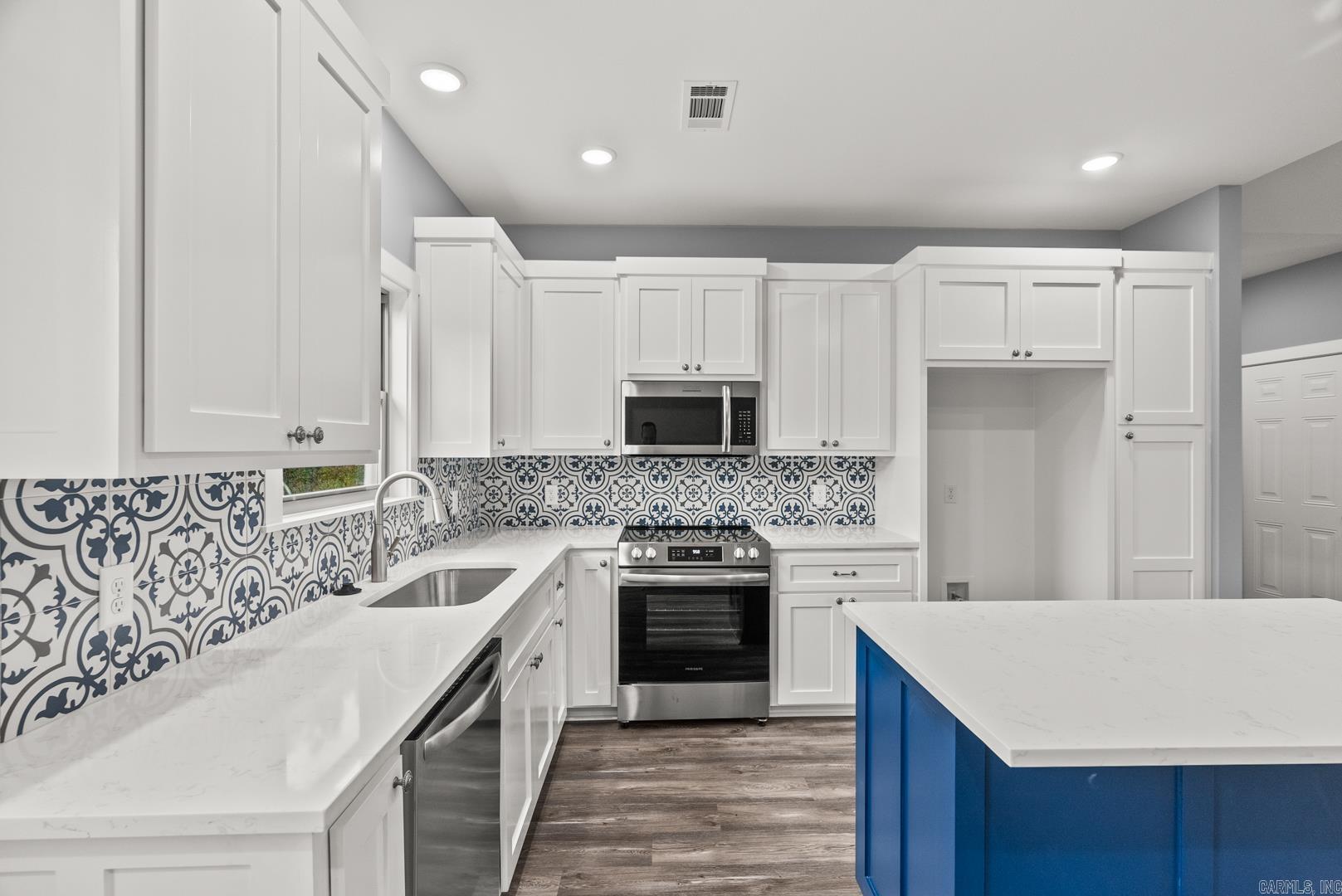 BLACKJACK SUBDIVISION - Residential