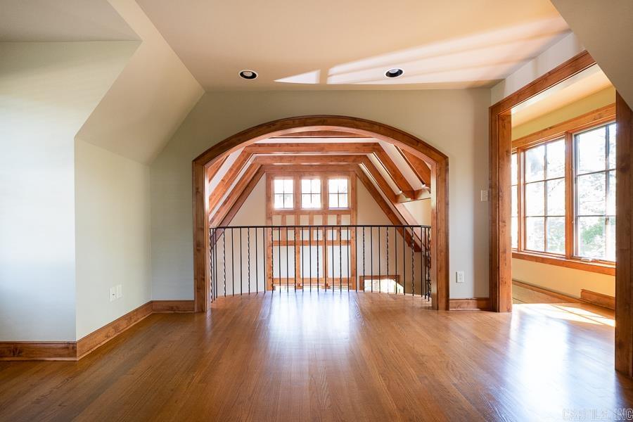MIDLAND HILLS - Residential