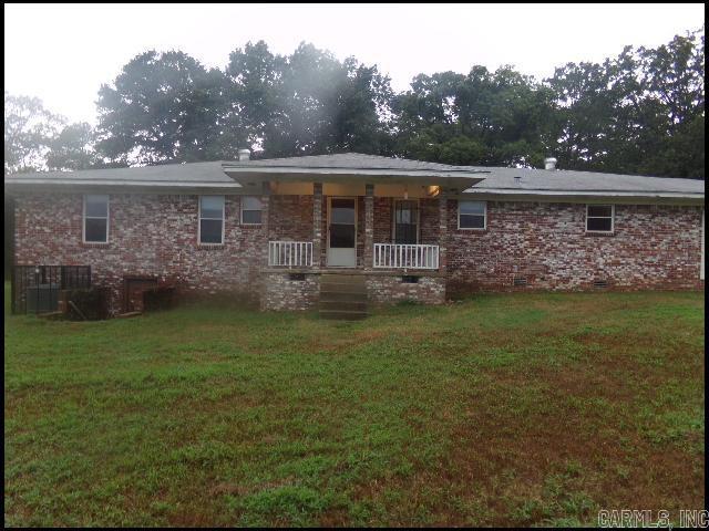 *WEST LITTLE ROCK* LARGE HOME IN RURAL SALINE COUNTY!! This 4 Bedroom And 1.5 Bath Home Features Almost 1600 Square Feet Of Living Space! Electric Range, Refrigerator, And Dishwasher Provided In Kitchen! Wood Floors Throughout! Washer And Dryer Hookups! Also Features Unfinished Basement For Extra Storage! 2 Car Garage For Parking! Land And Barn Not Included In Rental. AVAILABLE MID TO LATE JULY 2026!!!<a href='https://raineyrealty.com/virtualtour.php?r=zMsRUA'> Click here for a 360° Virtual Tour</a>