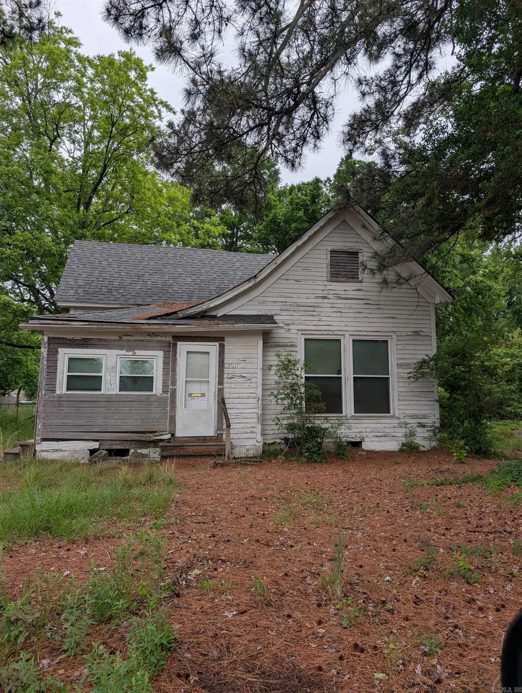 SOLD AS-IS — And You Get 2 Properties for the Price of 1!  Located at 1500 W. 17th and 1506 W. 15th in Pine Bluff, this is a fantastic opportunity for a new investor ready to start building an investment portfolio. Both properties 1500 W 17th Avenue and 1506 W. 15th Avenue being sold together for one price $30.000.  These properties offer plenty of potential to renovate, reimagine, and create income-producing opportunities.   Whether you’re looking to flip, rent, or add value through creative improvements, these homes provide the perfect chance to step into real estate investing at an affordable entry point. Don’t miss the opportunity to bring your vision to life and turn these properties into something special! Seller has never lived in the property.