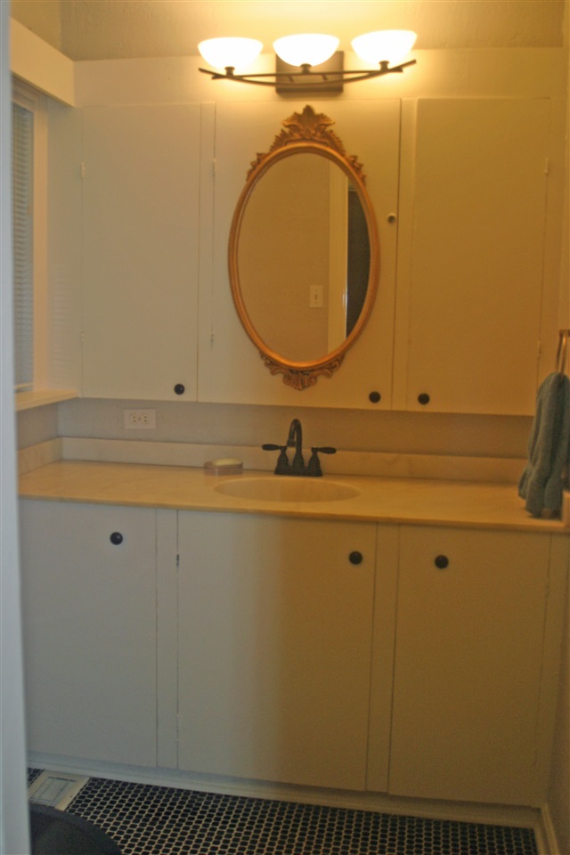 KINGWOOD PLACE - Residential